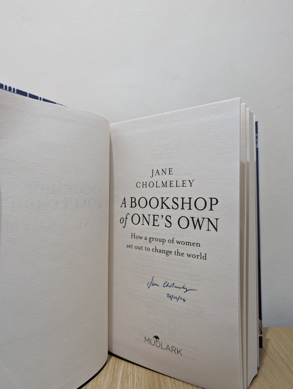 A Bookshop of One's Own by Jane Cholmeley (Signed Dated First Edition) - Fialta Books