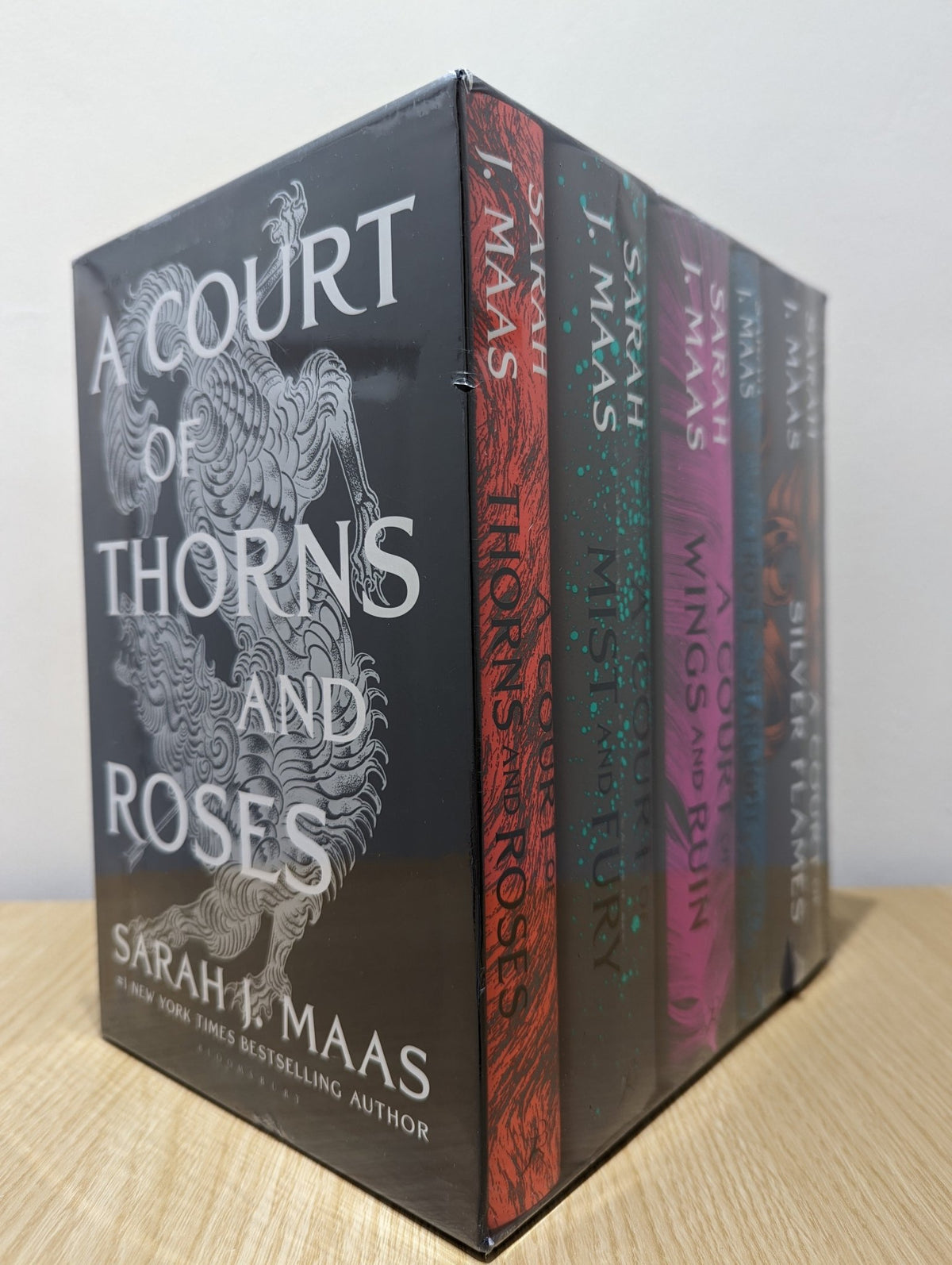 A Court of Thorns and Roses Hardcover Box Set by Sarah J. Maas - Fialta Books