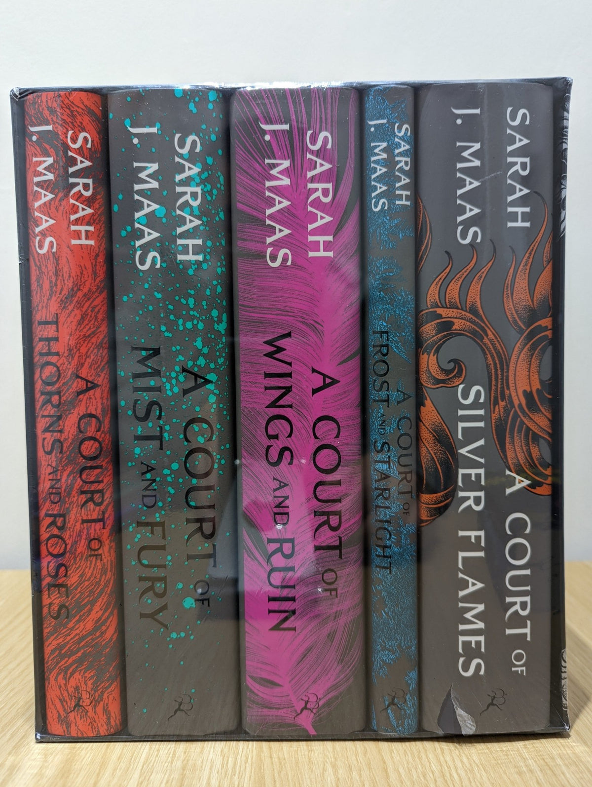 A Court of Thorns and Roses Hardcover Box Set by Sarah J. Maas - Fialta Books