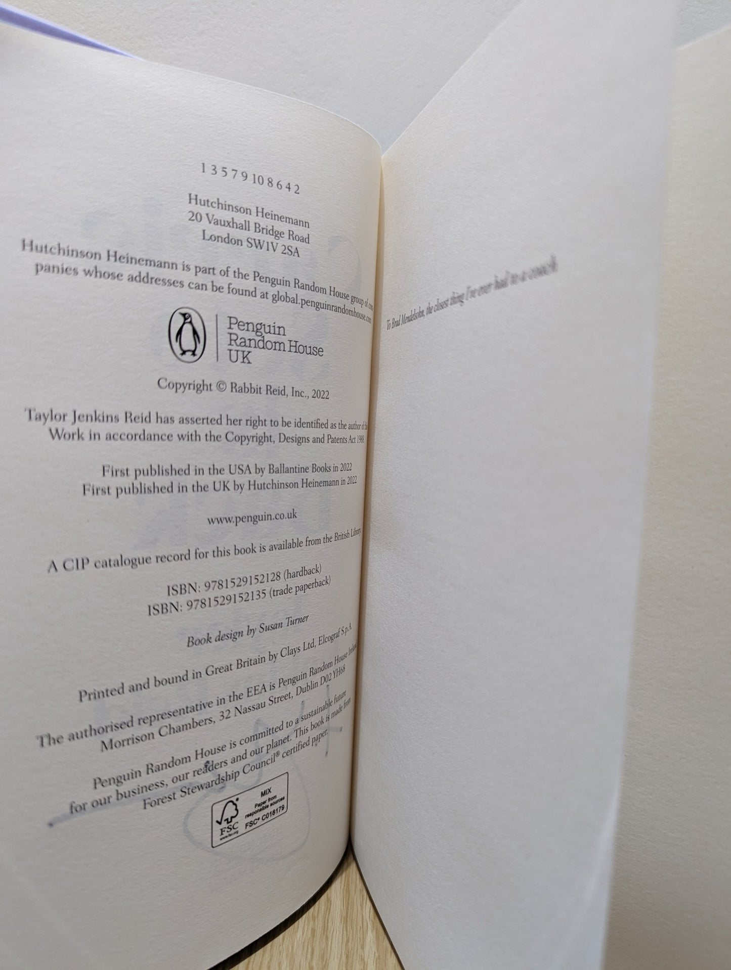 Carrie Soto Is Back by Taylor Jenkins Reid (Signed First Edition with extra content) - Fialta Books