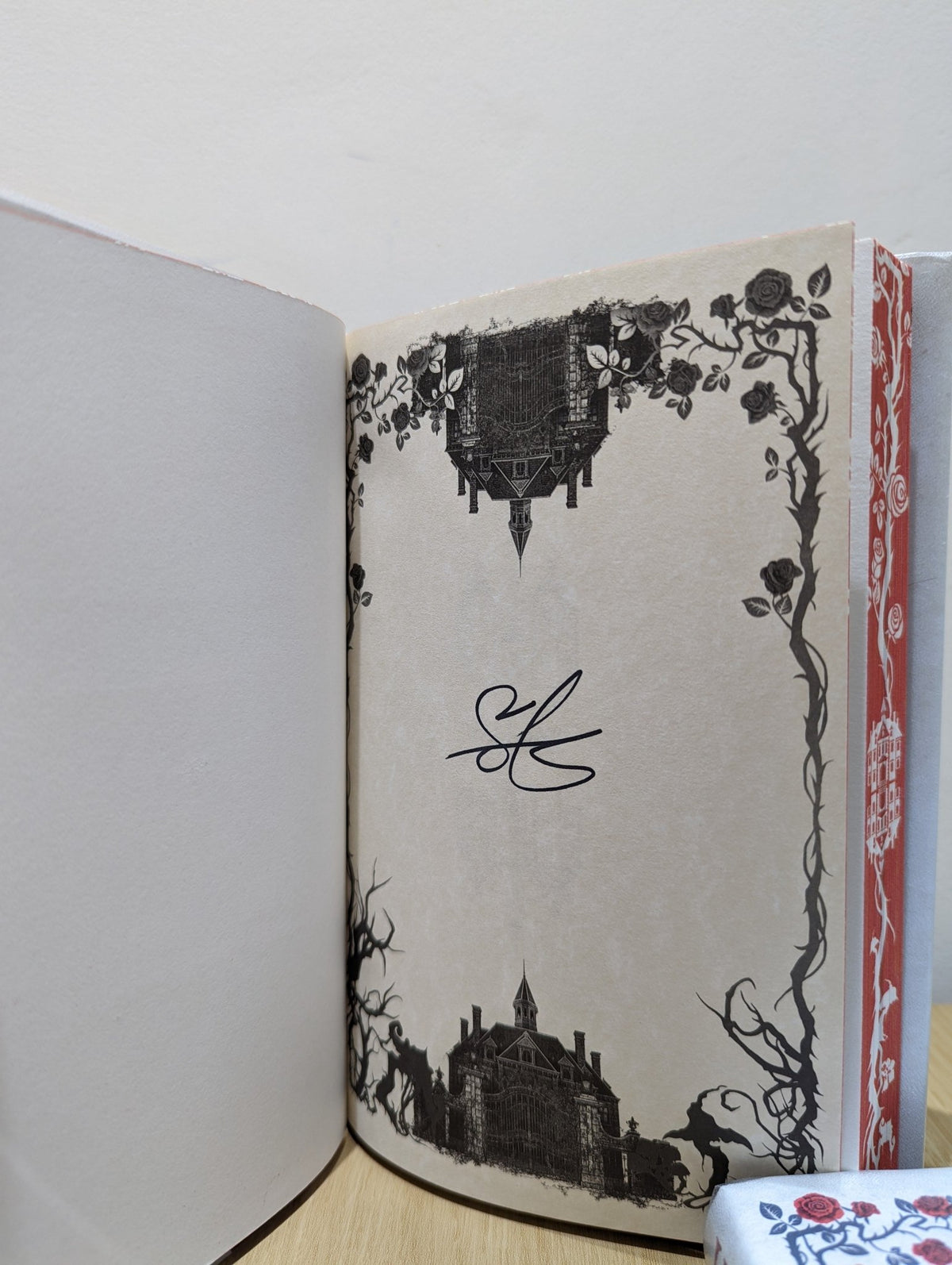 Gallant by V.E. Schwab (Signed Set with red and black edges) - Fialta Books