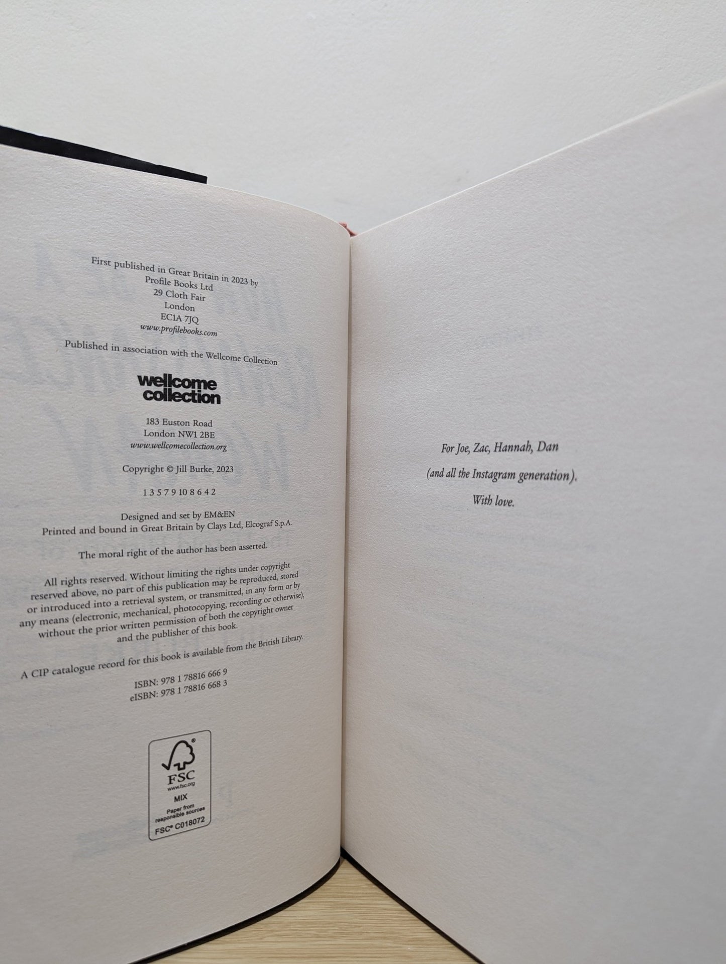 How to be a Renaissance Woman by Jill Burke (Signed First Edition) - Fialta Books