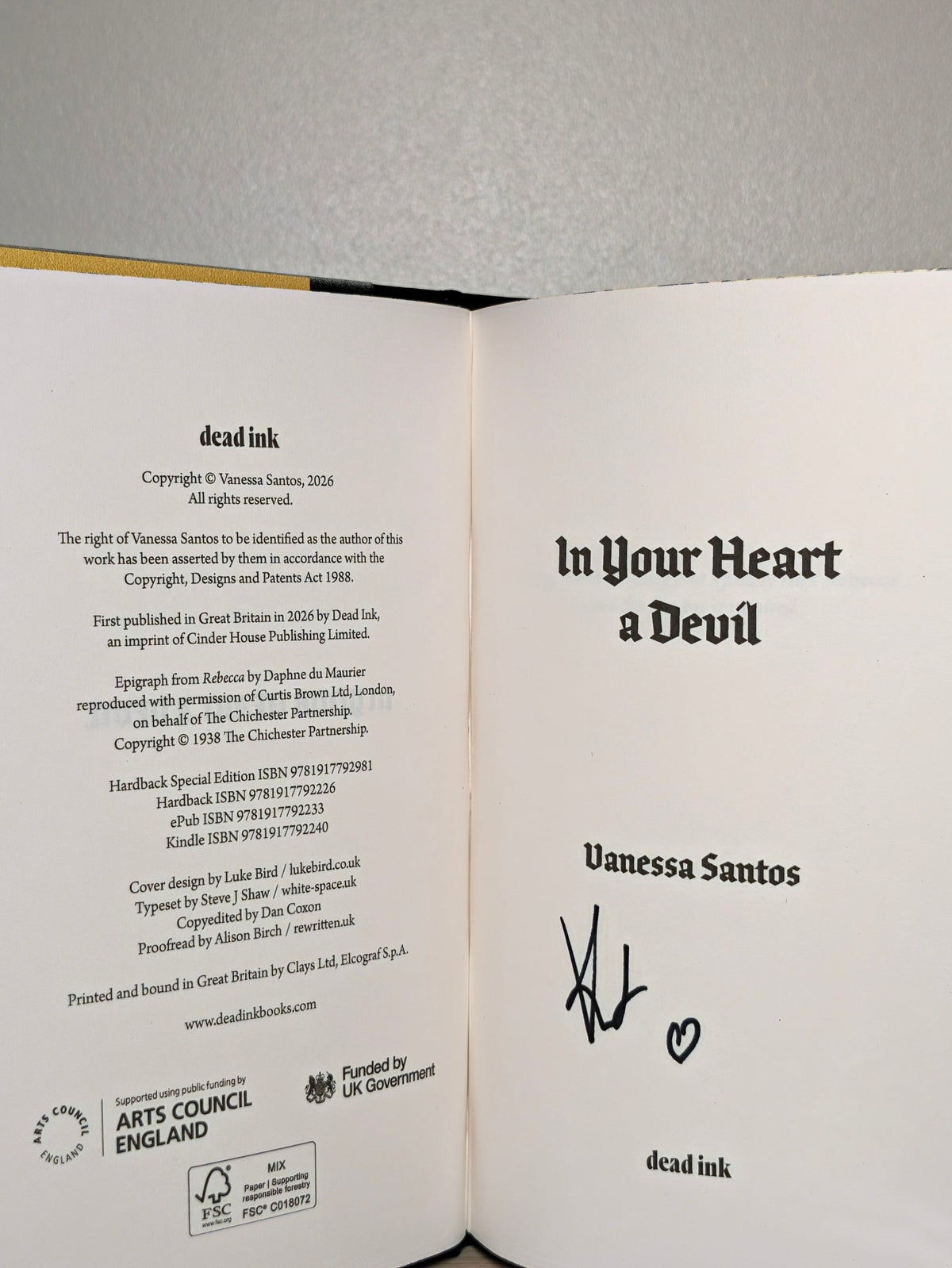 In Your Heart a Devil by Vanessa Santos (Signed First Edition with sprayed edges) - Fialta Books