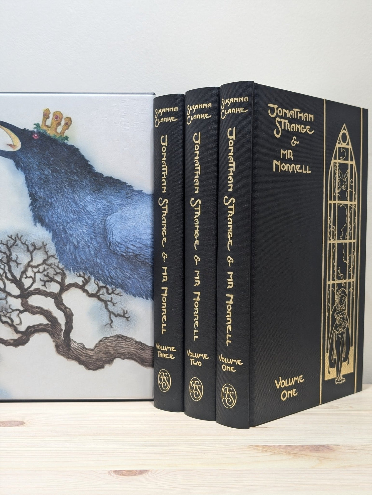 Jonathan Strange & Mr Norrell by Susanna Clarke (Signed Folio Slipcase Edition) - Fialta Books