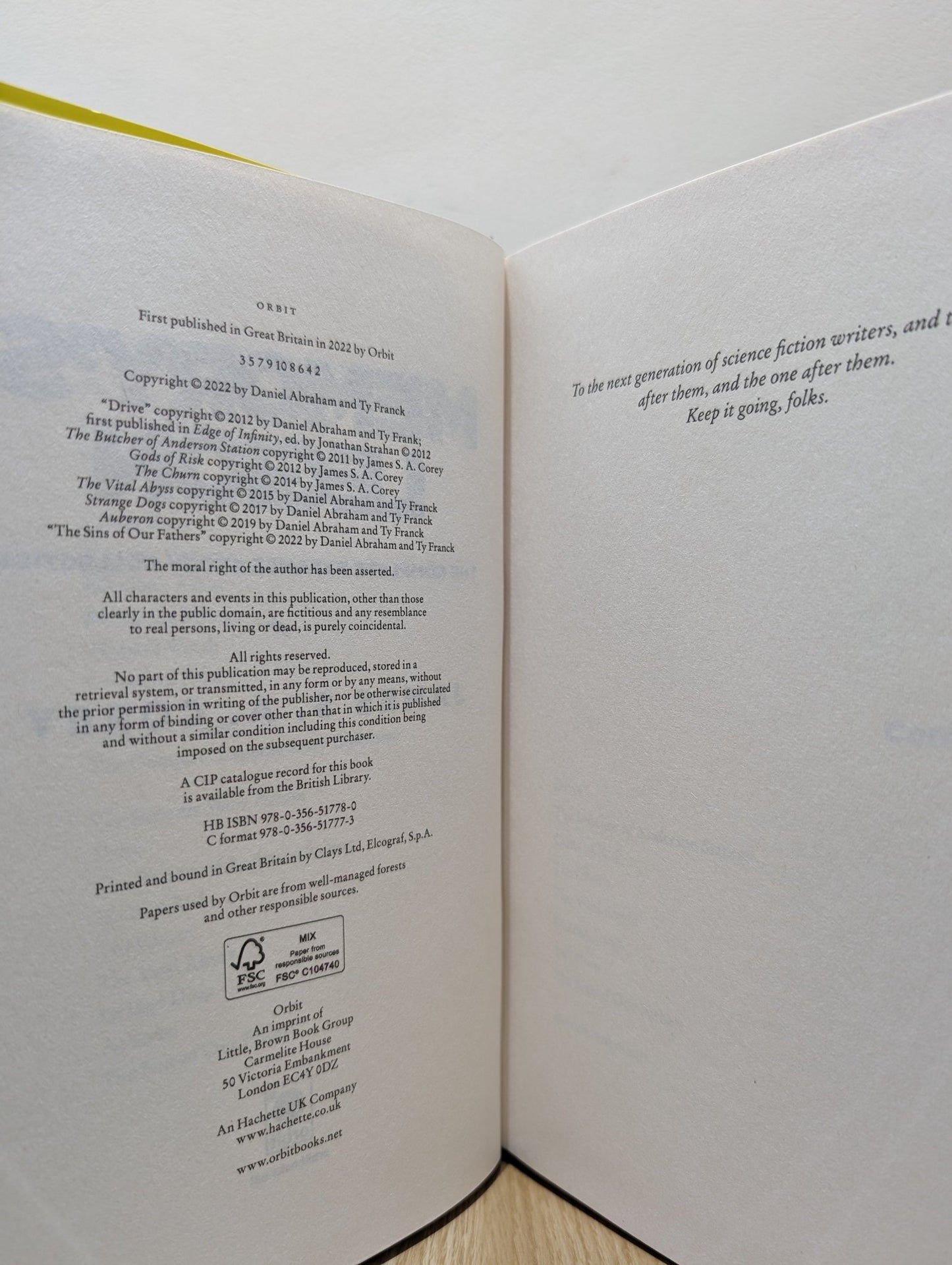 Memory's Legion: The Complete Expanse Story Collection by James S. A. Corey - Fialta Books