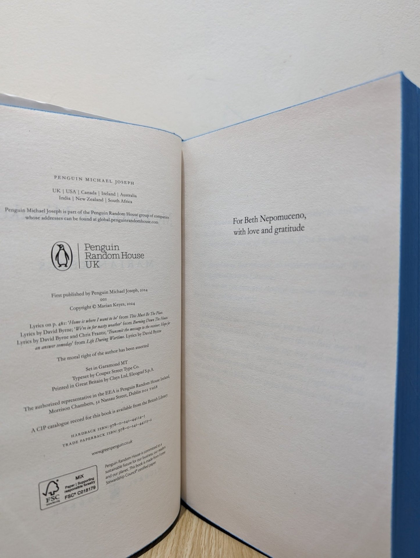 My Favourite Mistake by Marian Keyes (Signed First Edition with sprayed edges) - Fialta Books