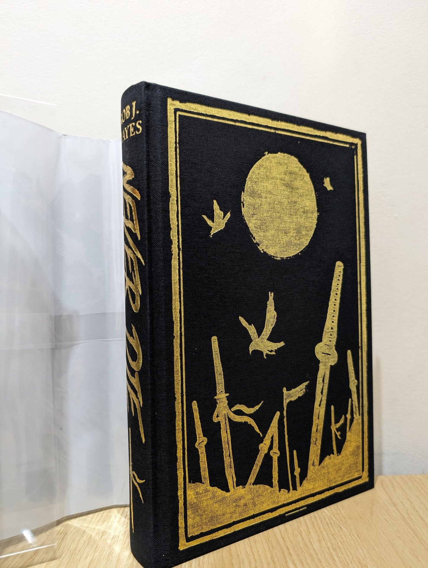 Never Die by Rob J. Hayes (Signed Numbered Edition with gold edges) - Fialta Books
