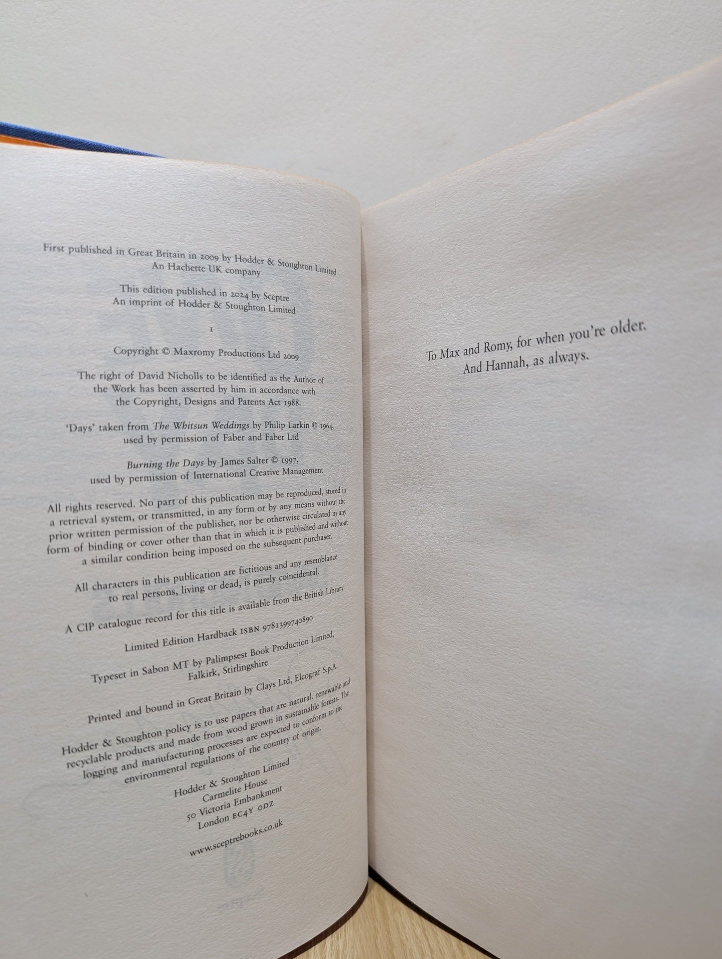 One Day by David Nicholls (Signed Collector's Edition with sprayed edges) - Fialta Books