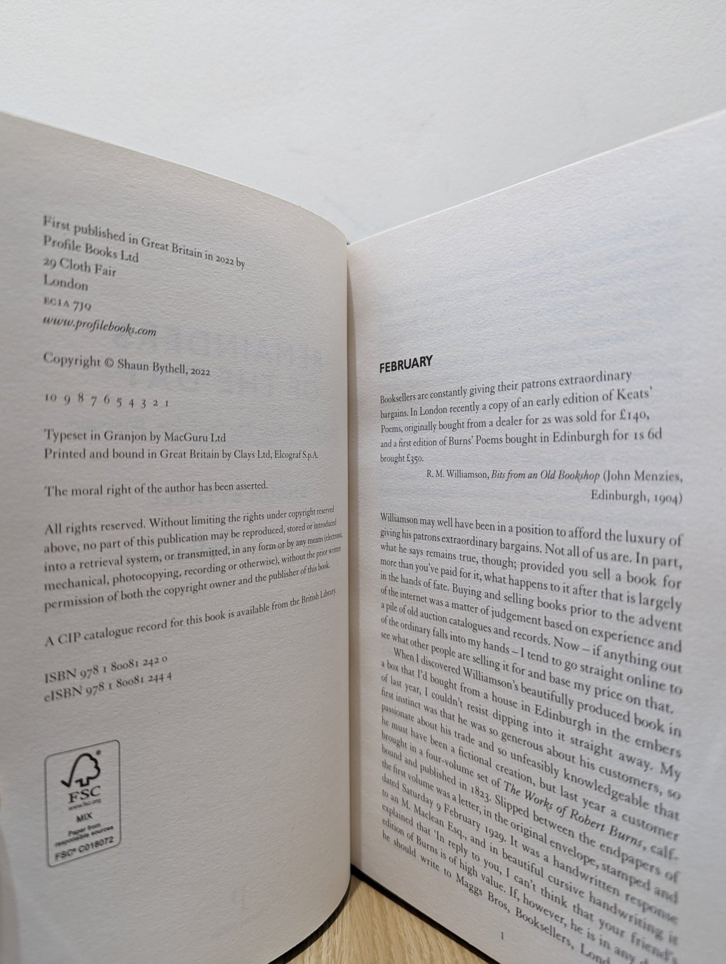 Remainders of the Day by Shaun Bythell (Signed First Edition) - Fialta Books