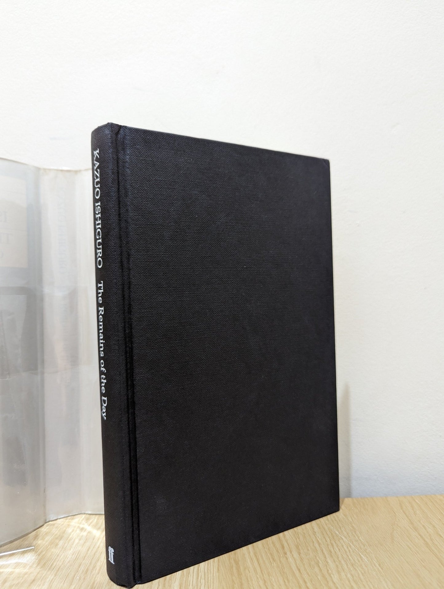 Remains of the Day by Kazuo Ishiguro (Signed First Edition) - Fialta Books