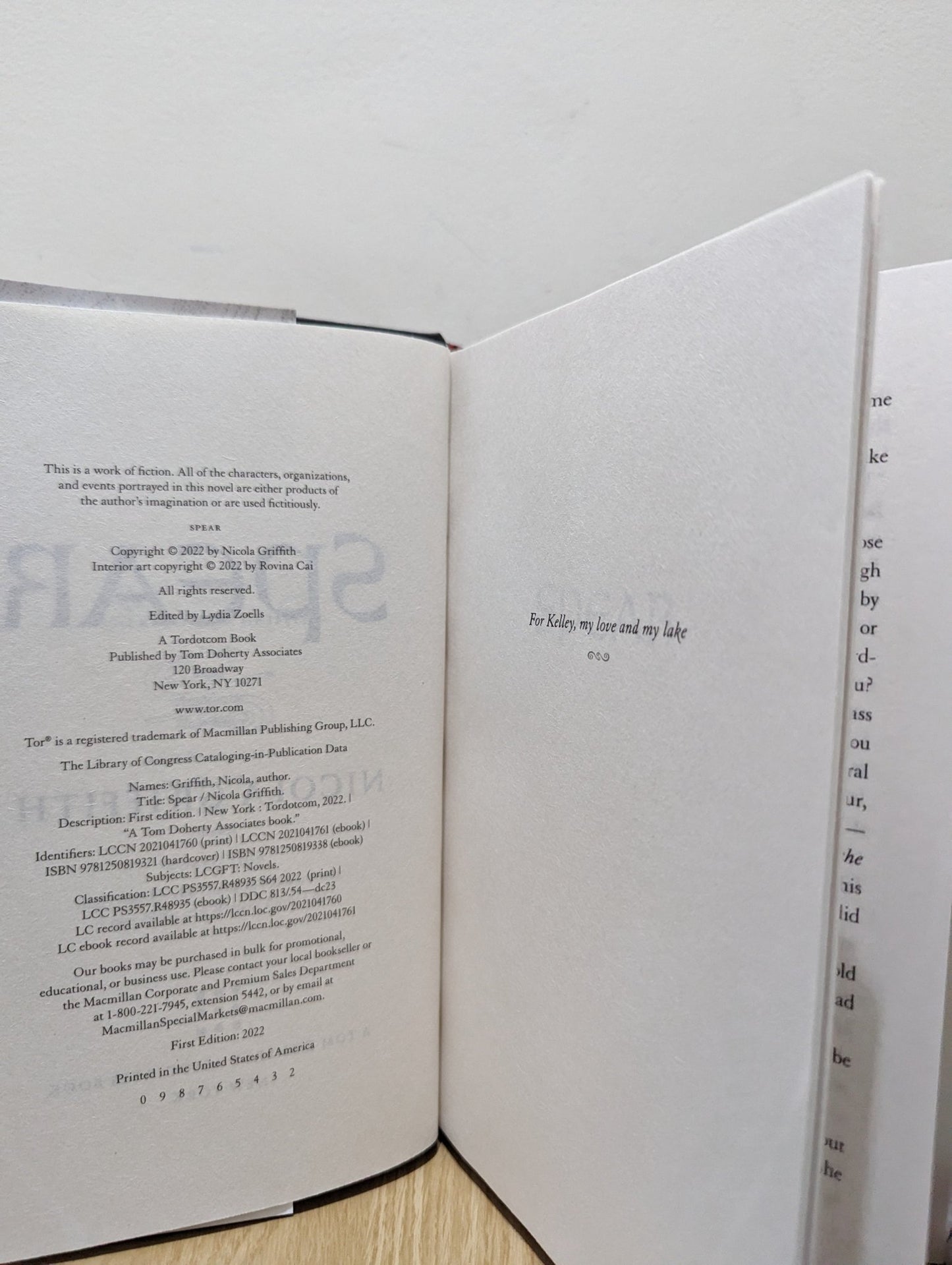 Spear by Nicola Griffith - Fialta Books