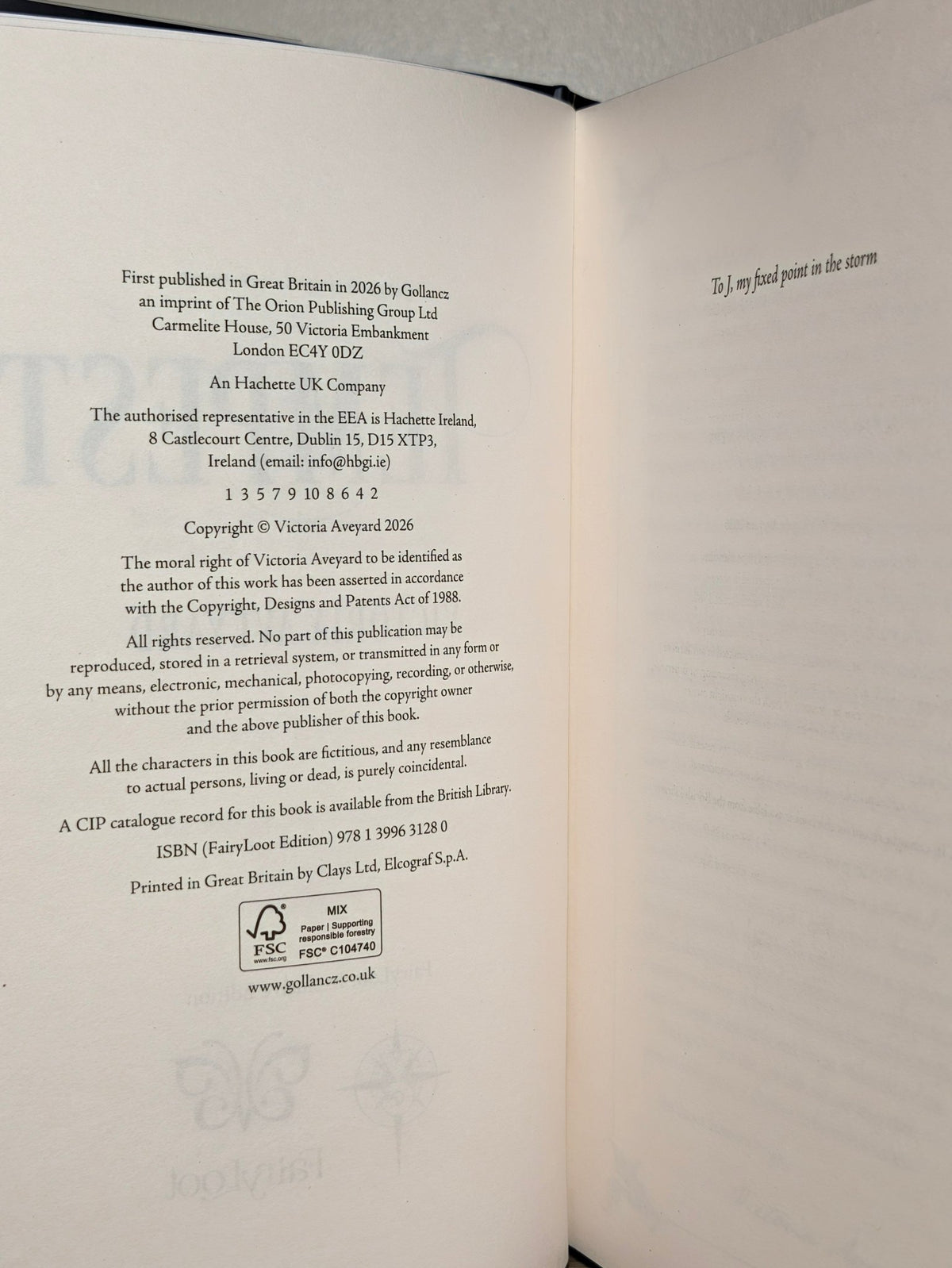 Tempest by Victoria Aveyard (Special Edition with sprayed edges) - Fialta Books