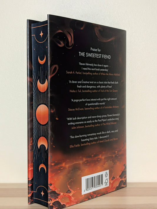 The Sweetest Fiend by Raven Kennedy (Signed Edition with sprayed edges) - Fialta Books