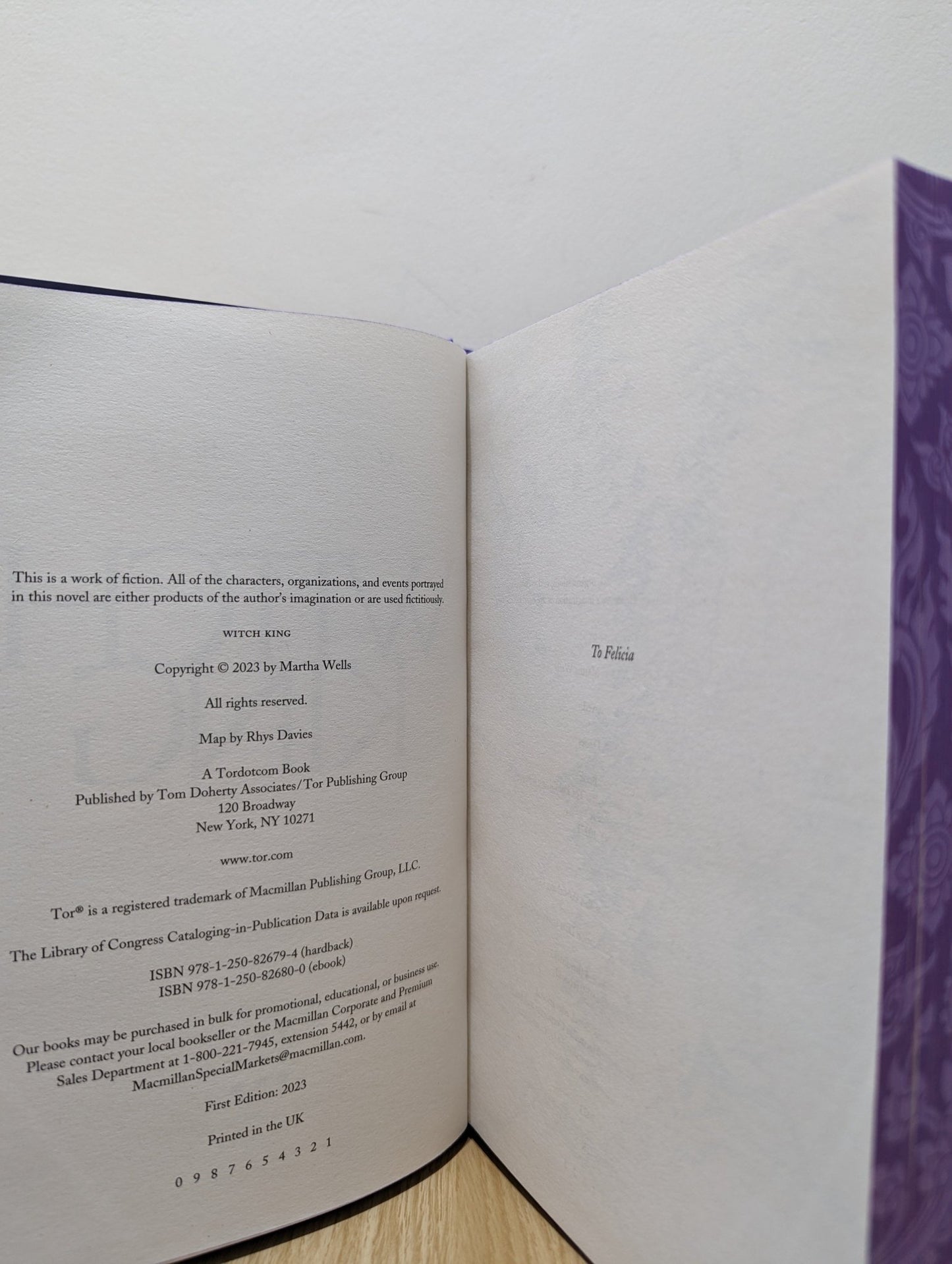 Witch King by Martha Wells (Signed First Edition with sprayed edges) - Fialta Books