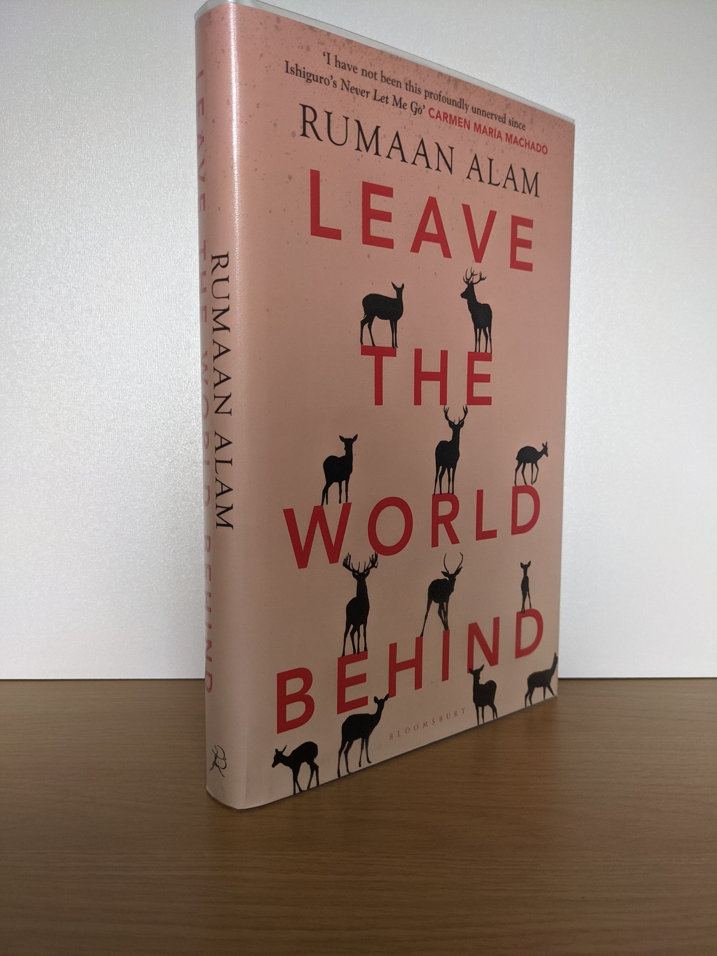 Leave the World Behind (Signed First Edition with sprayed edges)