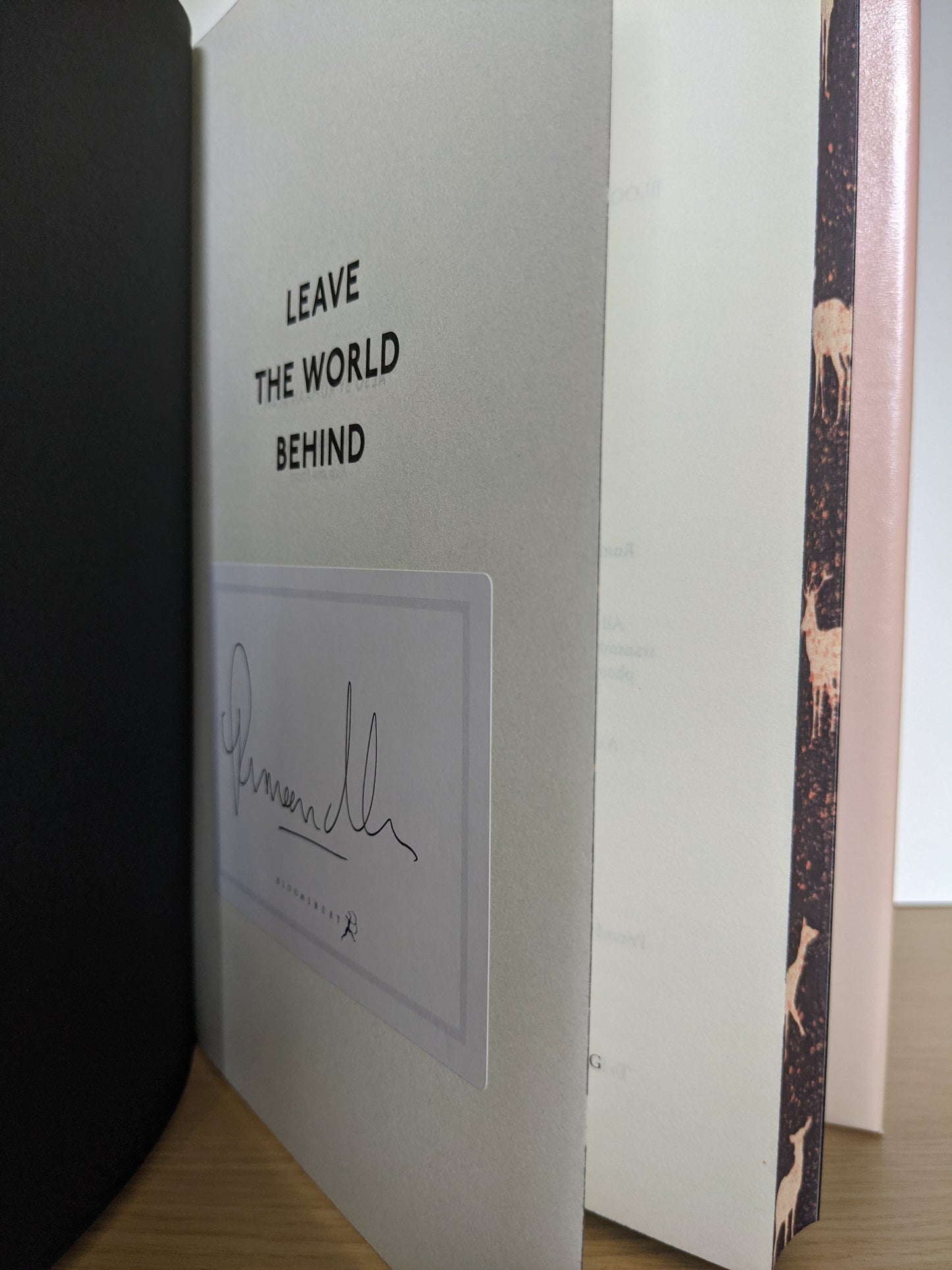 Leave the World Behind (Signed First Edition with sprayed edges)