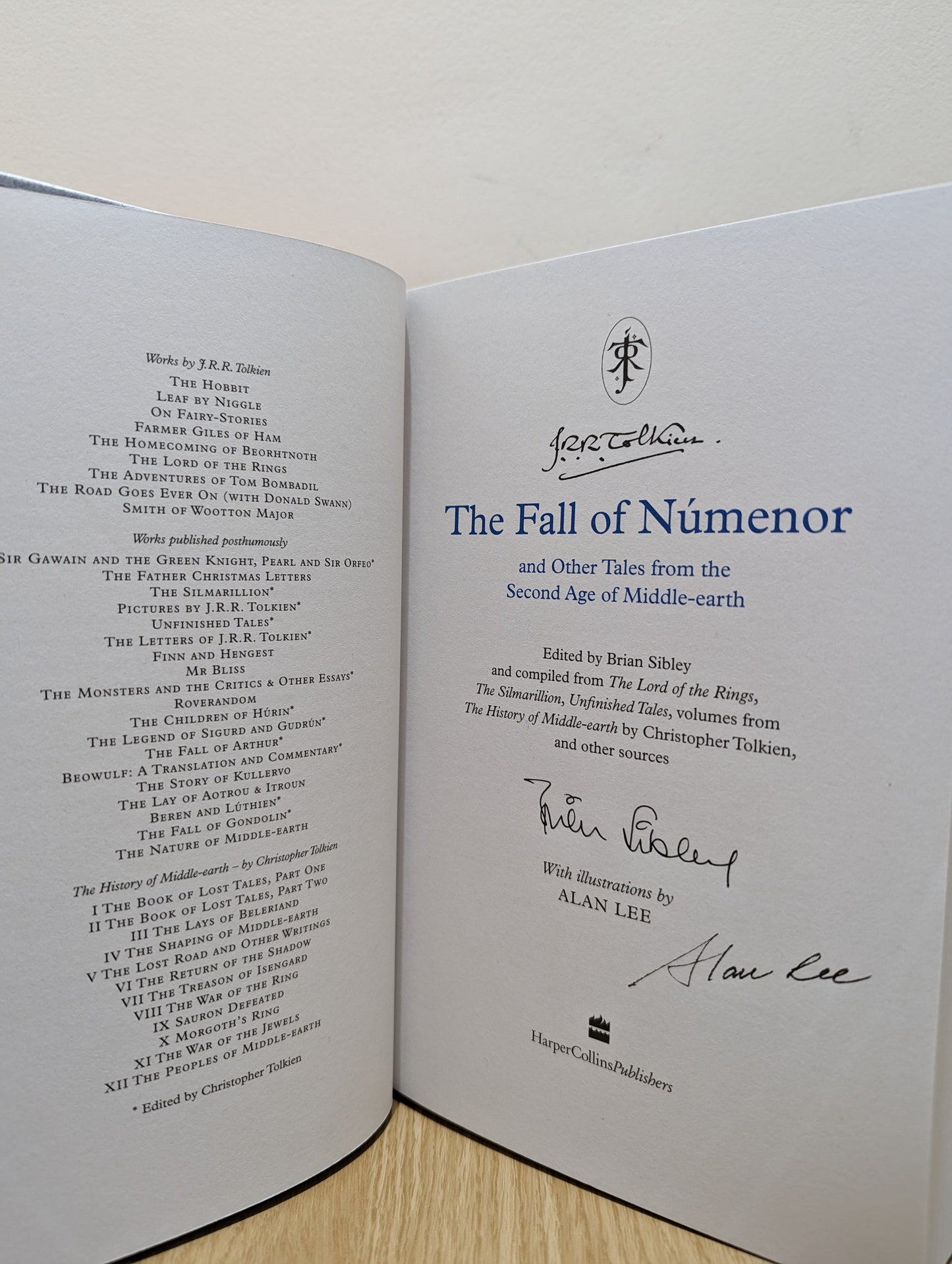 The Fall of Numenor: And Other Tales from the Second Age of Middle-Earth (Double Signed Deluxe Edition)