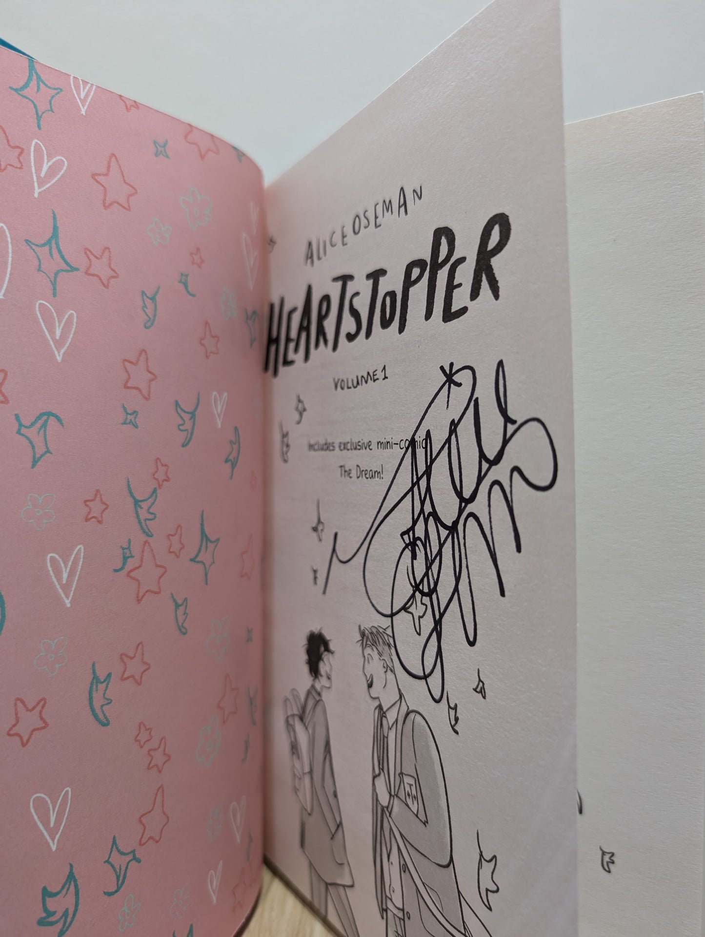 Heartstopper Volume 1 (Signed First Hardback Edition)