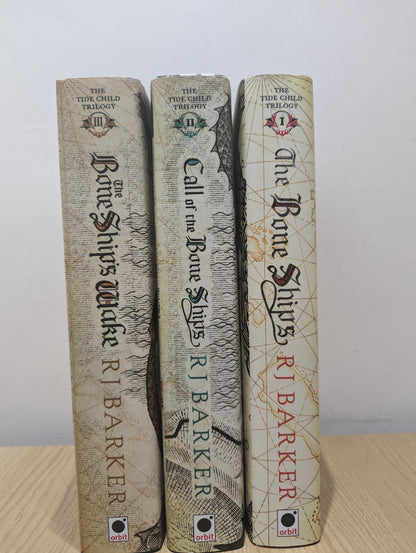 The Tide Child Set: The Bone Ships; Call of the Bone Ships; The Bone Ship's Wake (Signed Special Edition with sprayed edges)