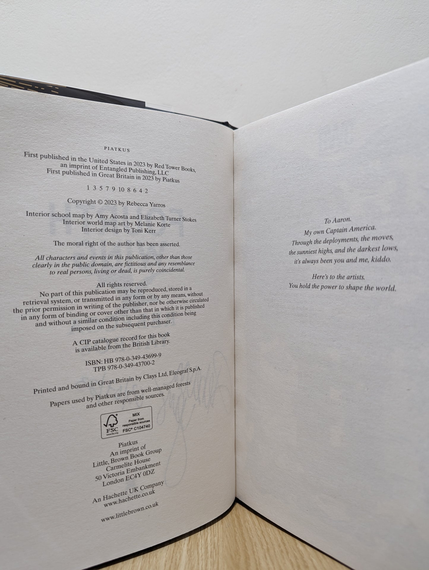 Fourth Wing: The Empyrean 1 (Signed Dated First Edition)