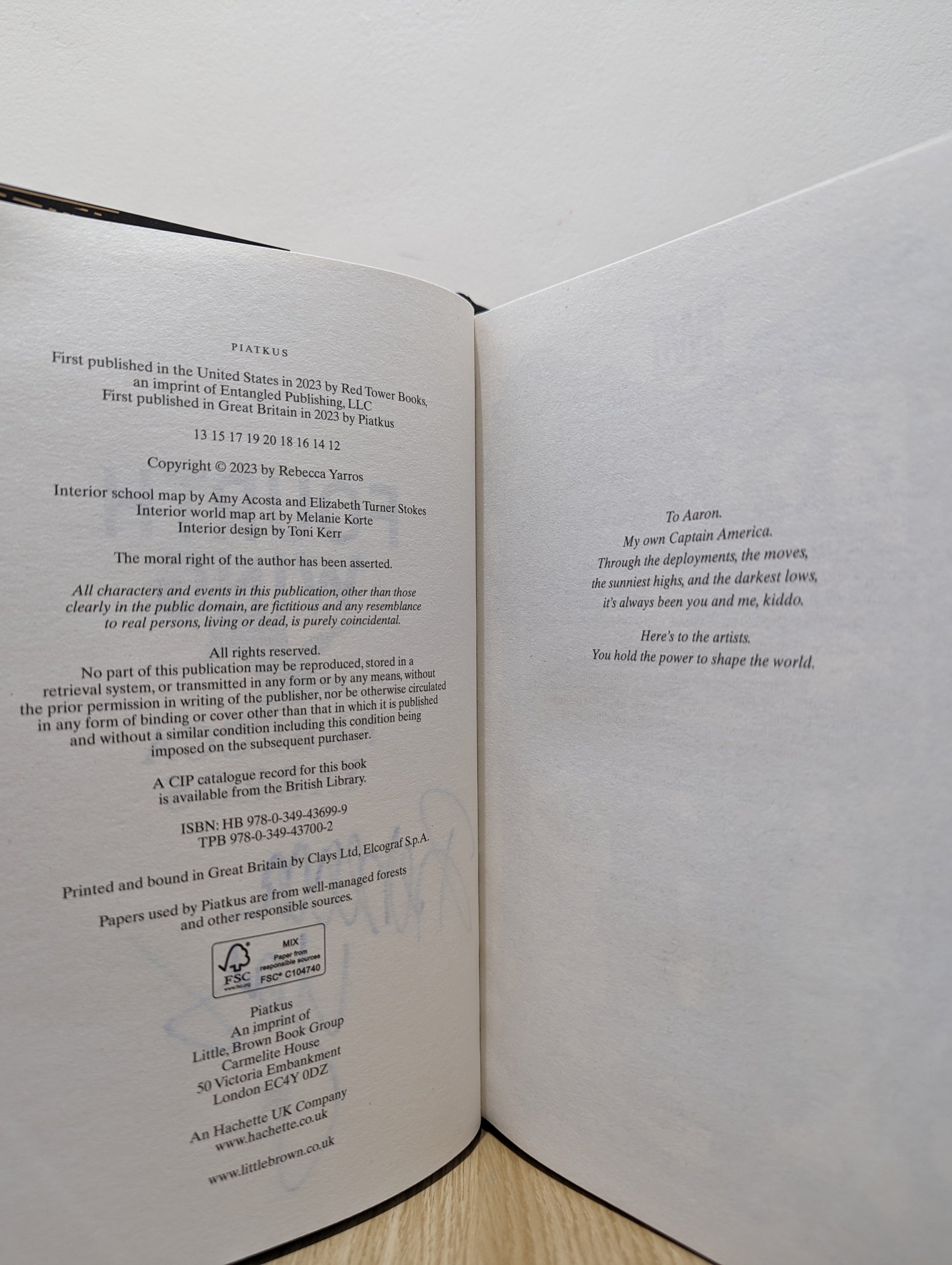 Fourth Wing: The Empyrean 1 (Signed First Edition)