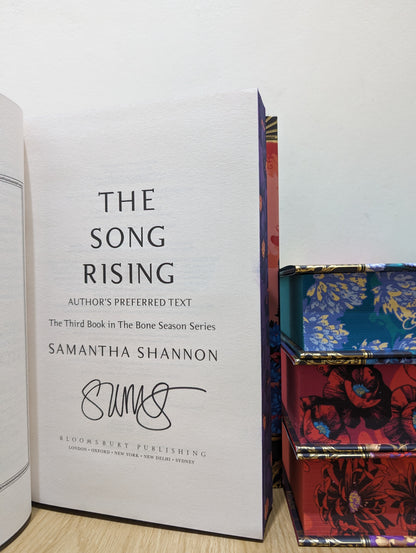 The Bone Season; The Mime Order; The Song Rising; The Mask Falling: The tenth anniversary special edition (Signed Set with sprayed edges)