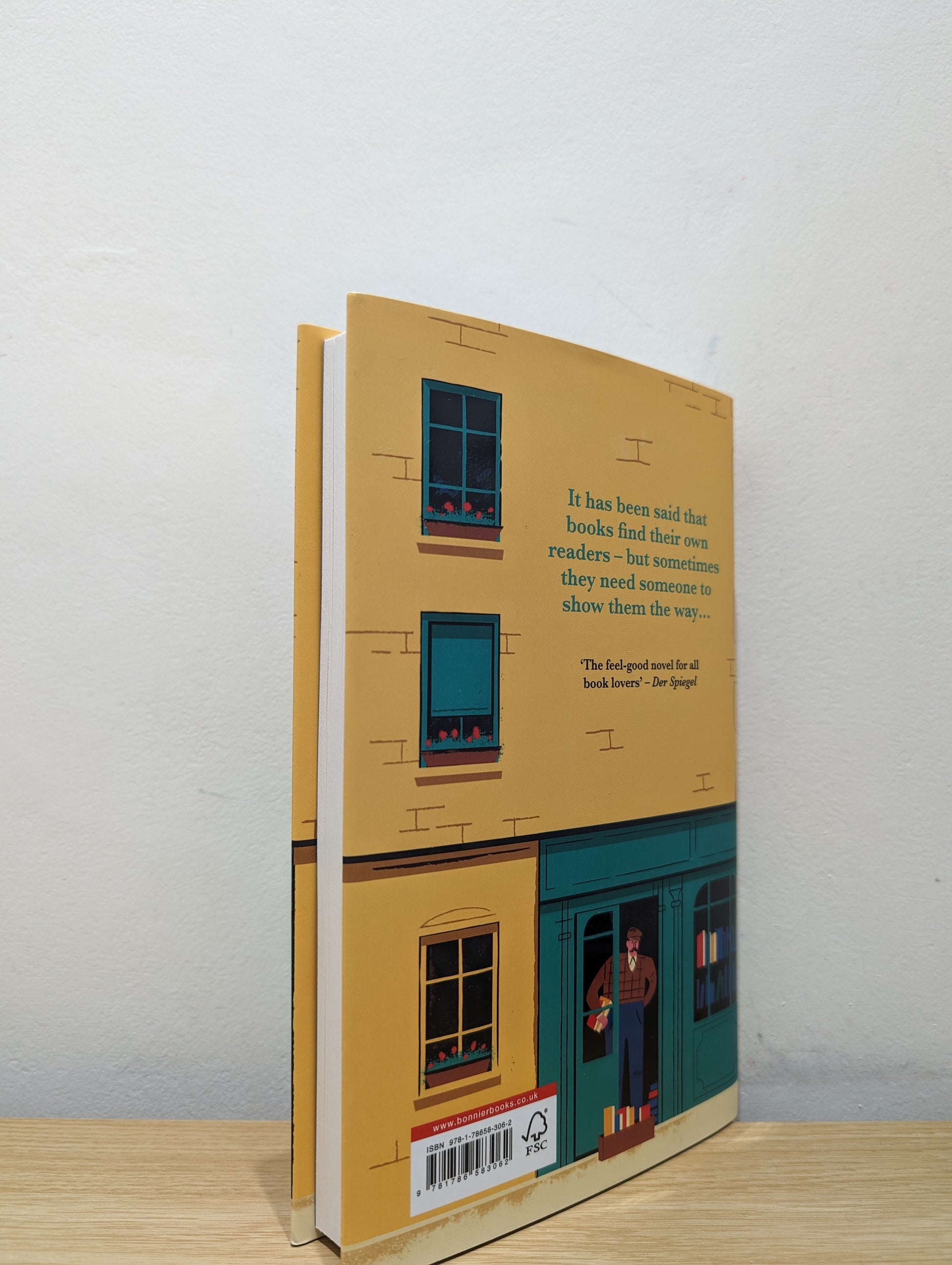 The Door-to-Door Bookstore: The heartwarming and uplifting book about the power of reading (First Edition)