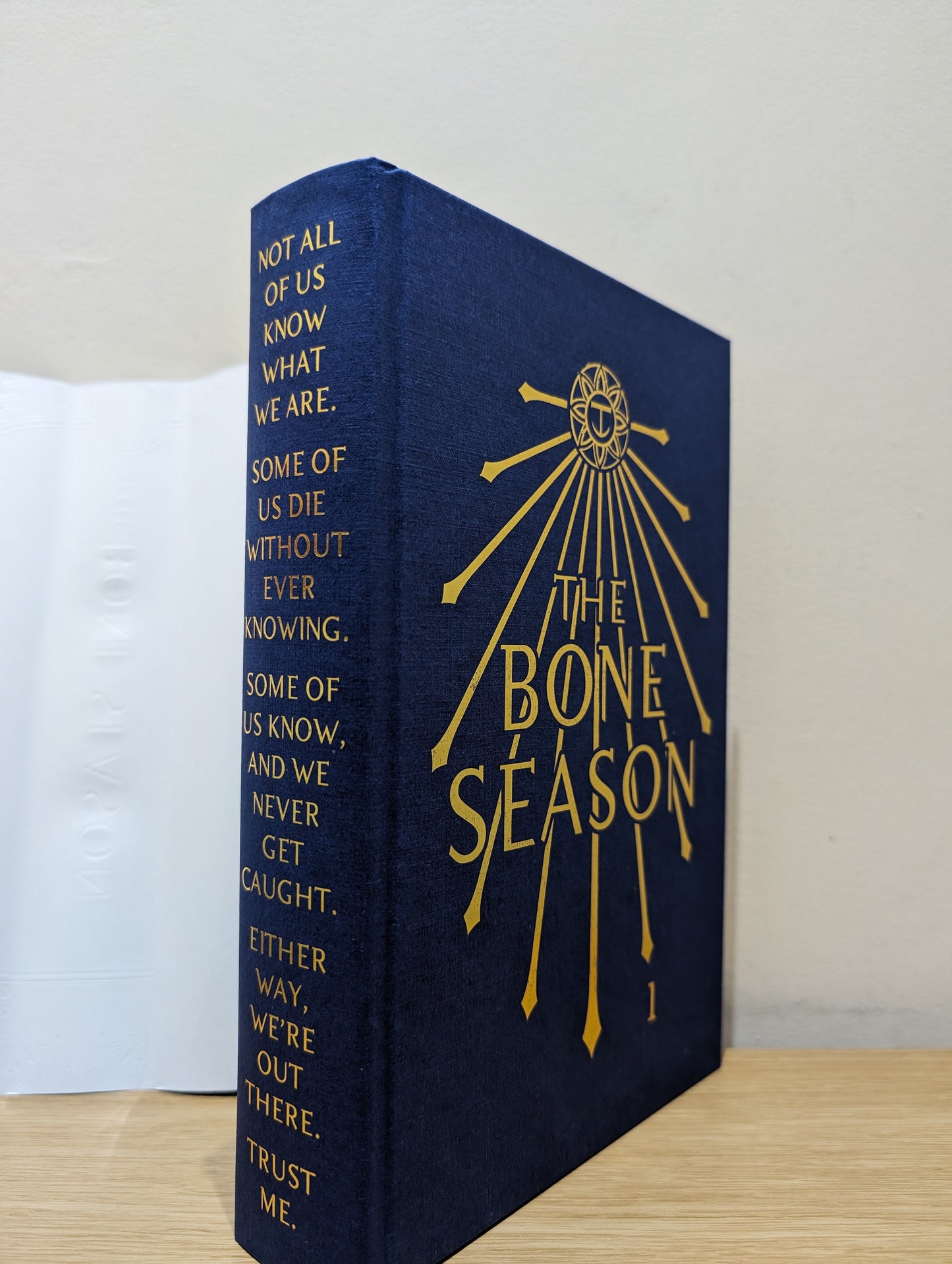 The Bone Season: The tenth anniversary special edition (Signed Edition with sprayed edges)