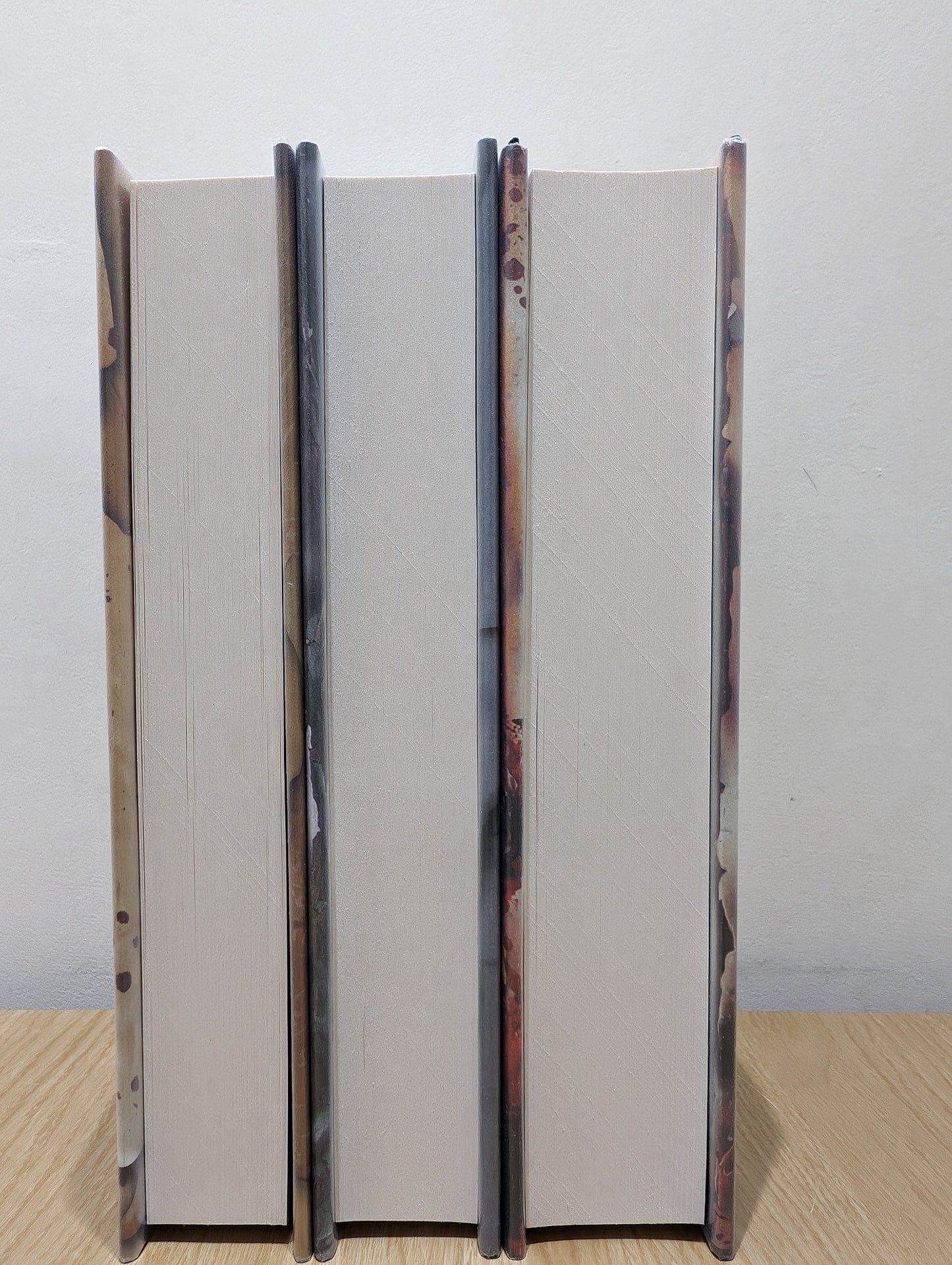 The Blade Itself; Before They Are Hanged; Last Argument of Kings (The First Law Signed Set)