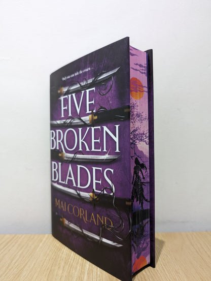 Five Broken Blades: The epic fantasy debut taking the world by storm (Signed First Edition with sprayed edges)