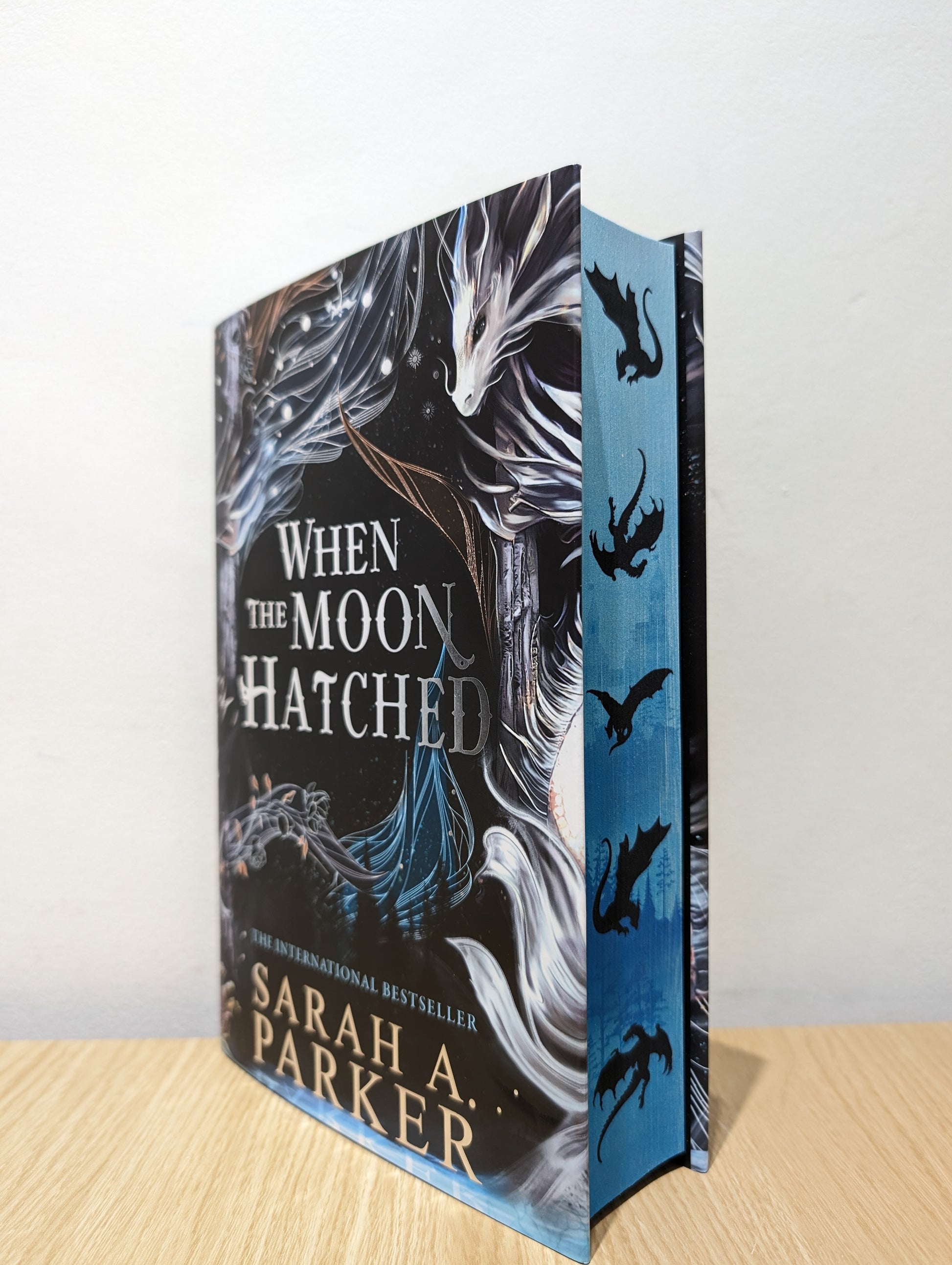 When the Moon Hatched: The Moonfall Series Book 1 (First Edition with sprayed edges)