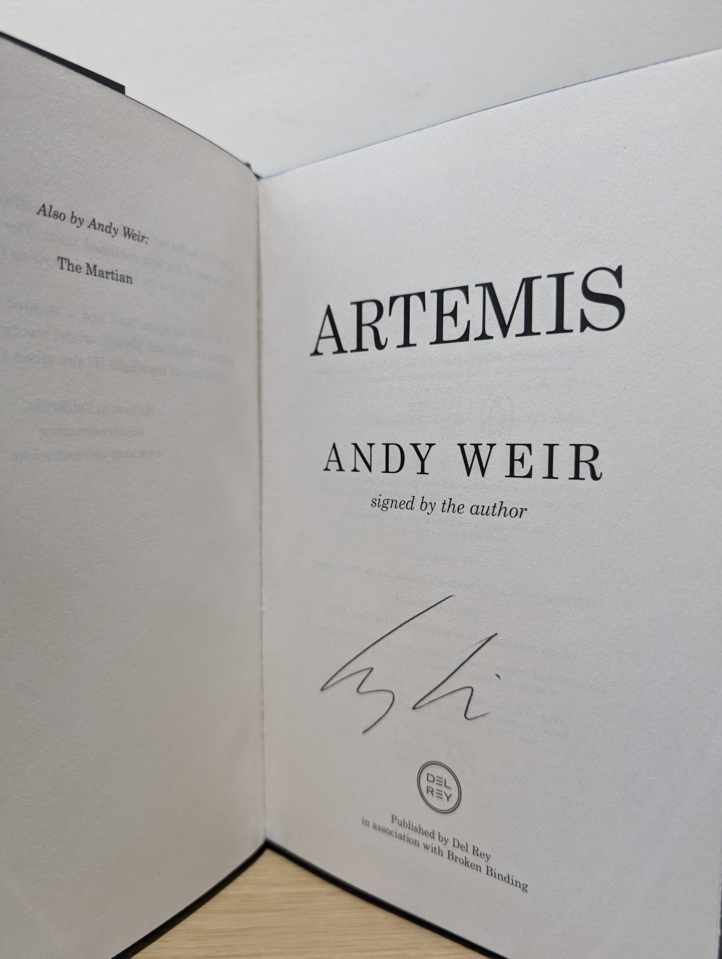 Artemis (Signed Special Edition with sprayed edges)