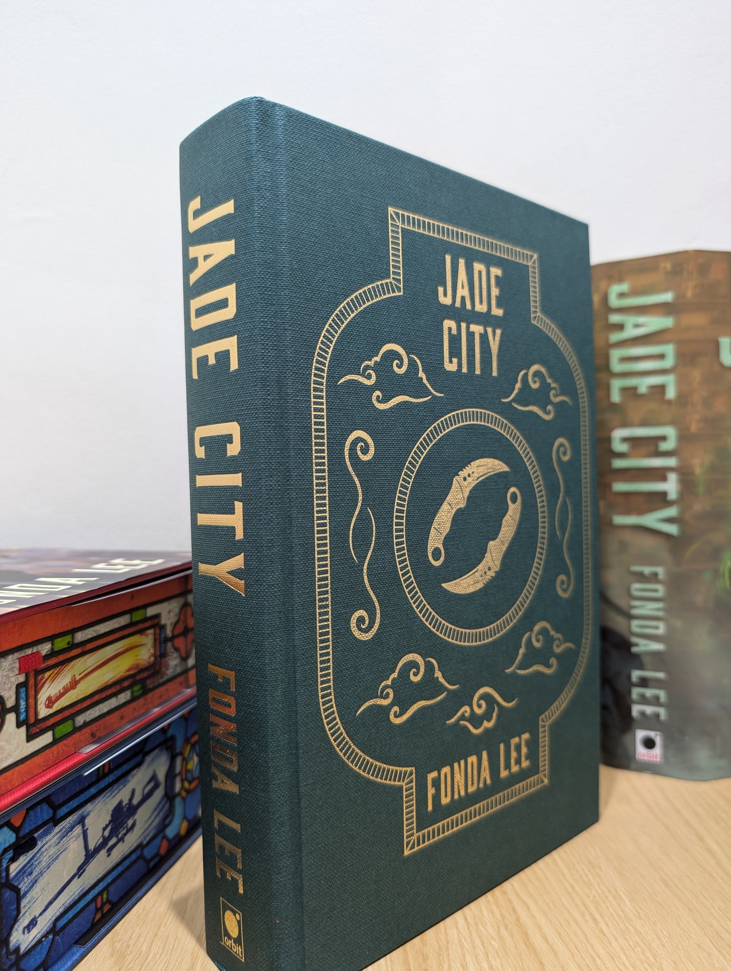 The Green Bone Saga 1-3: Jade City; Jade War; Jade Legacy (Special Edition with sprayed edges)