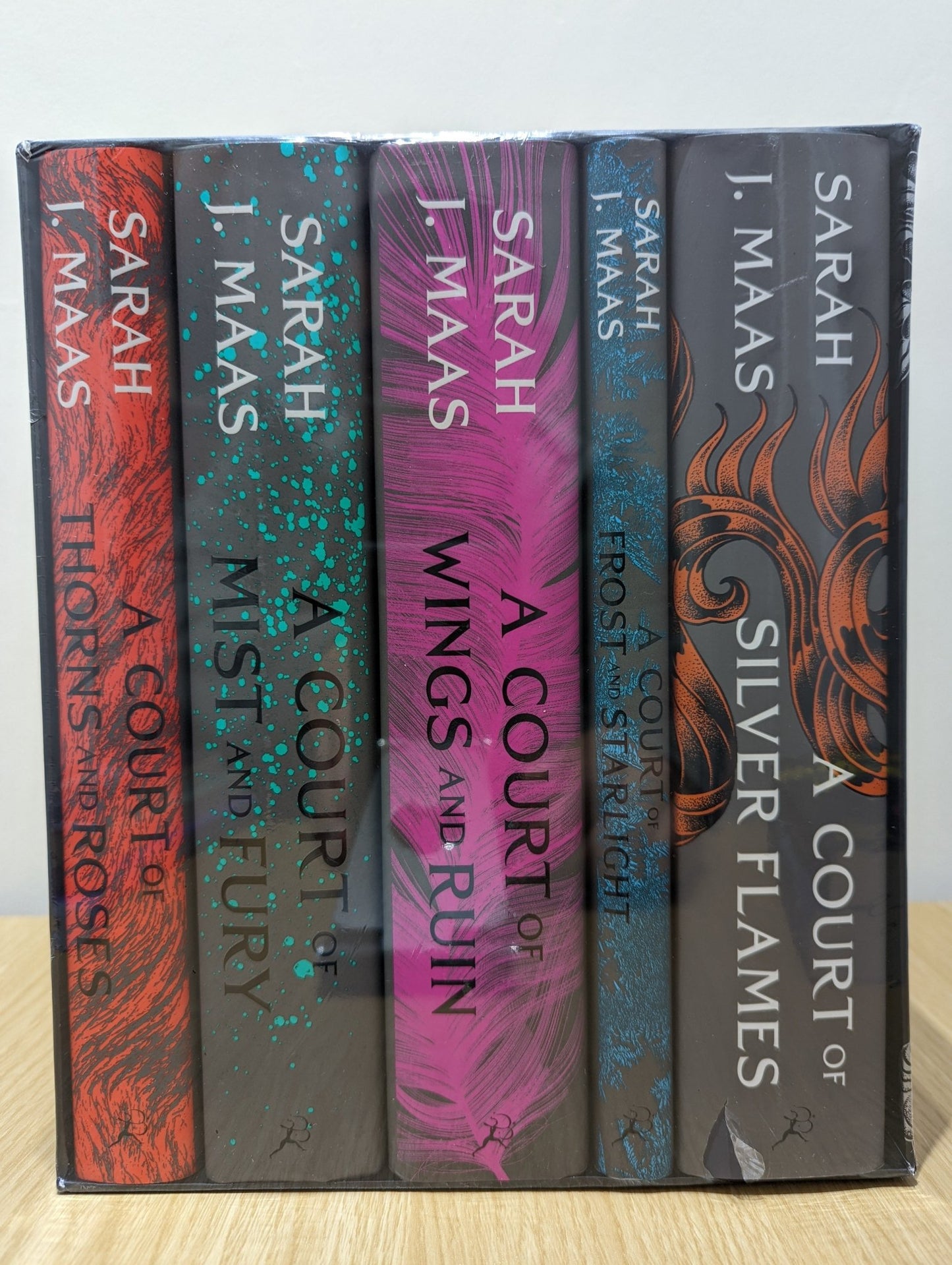 A Court of Thorns and Roses Hardcover Box Set by Sarah J. Maas - Fialta Books