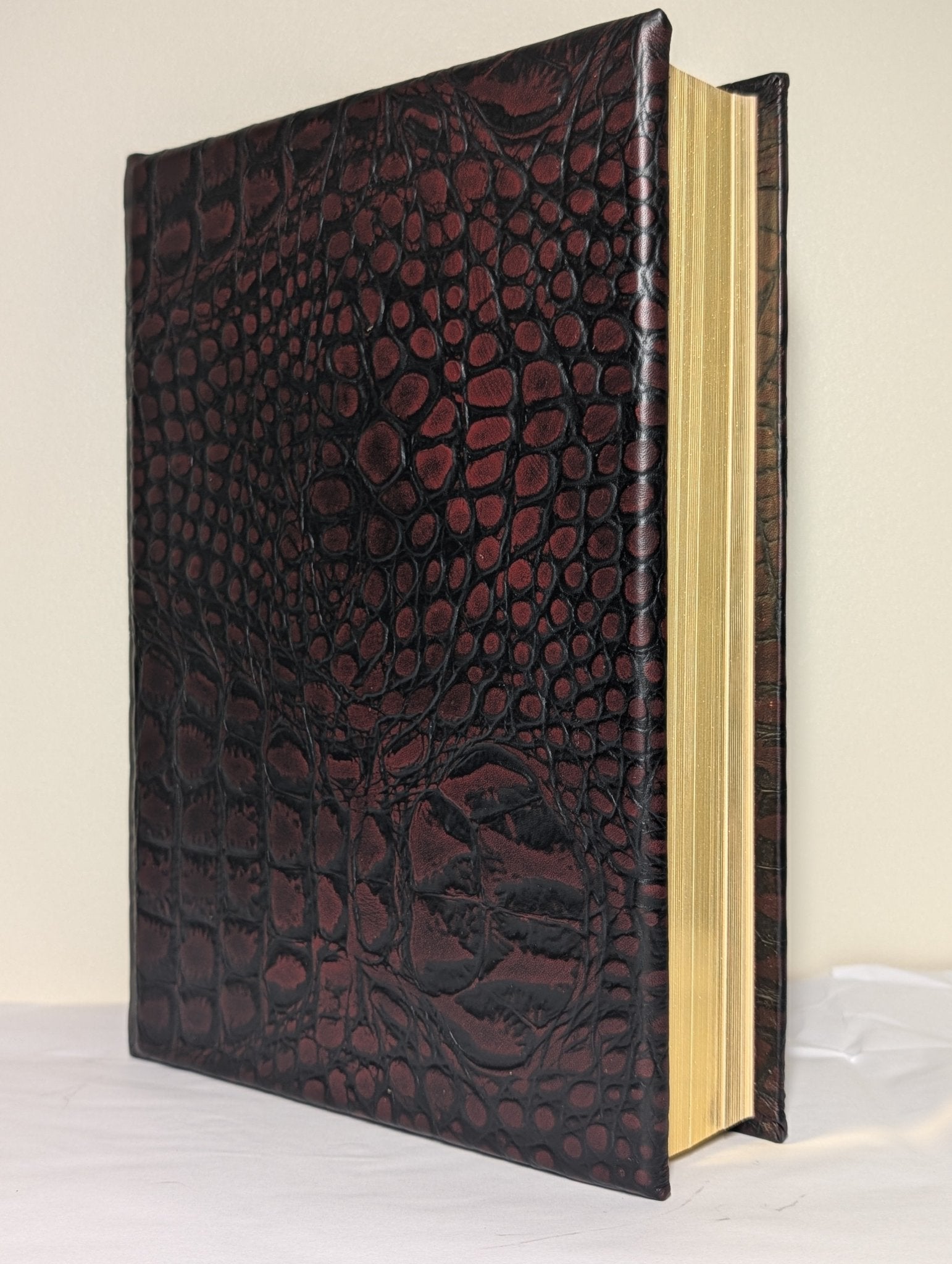 A Game of Thrones by George R.R. Martin (Signed Folio Limited Edition) - Fialta Books