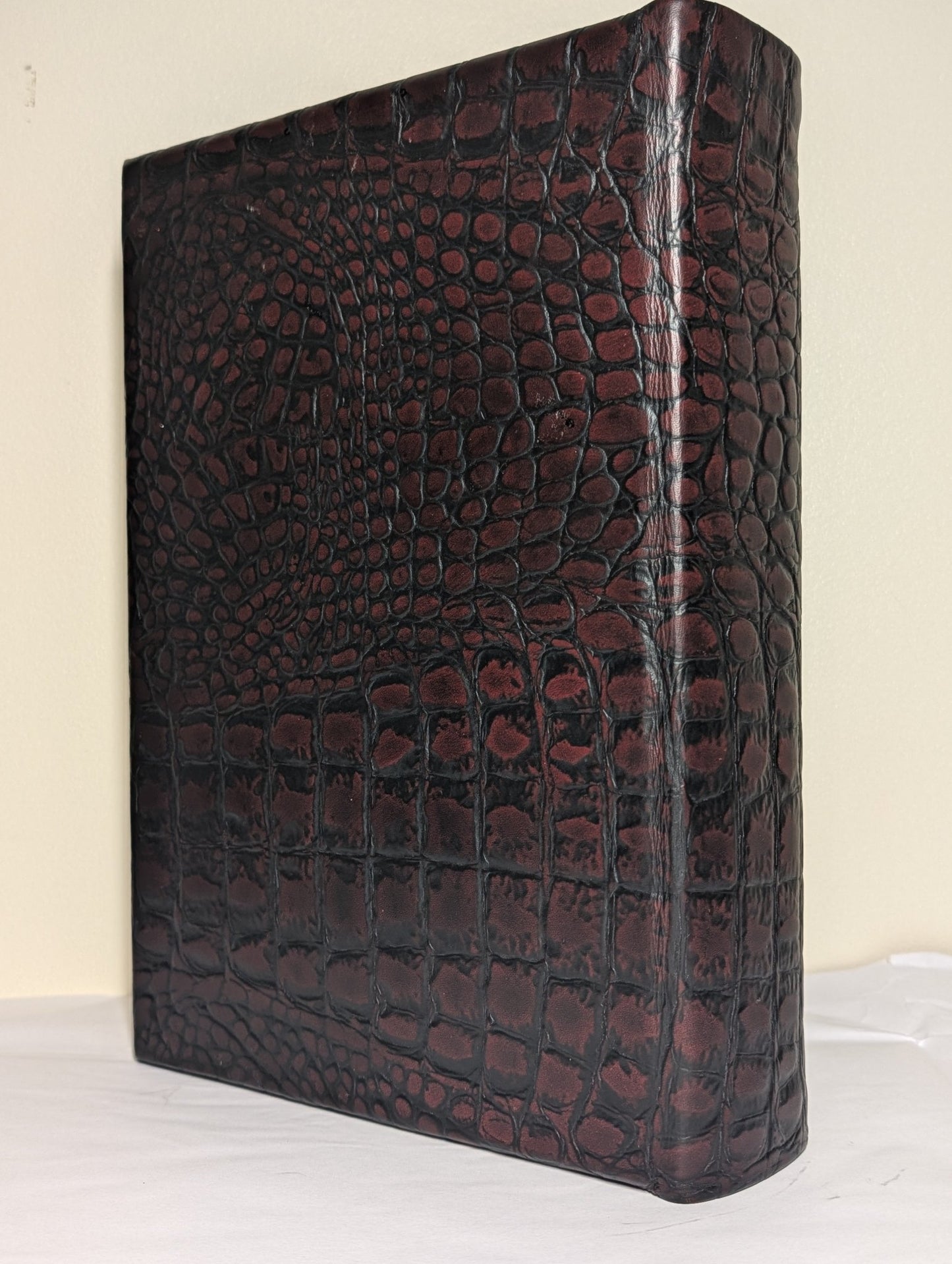 A Game of Thrones by George R.R. Martin (Signed Folio Limited Edition) - Fialta Books