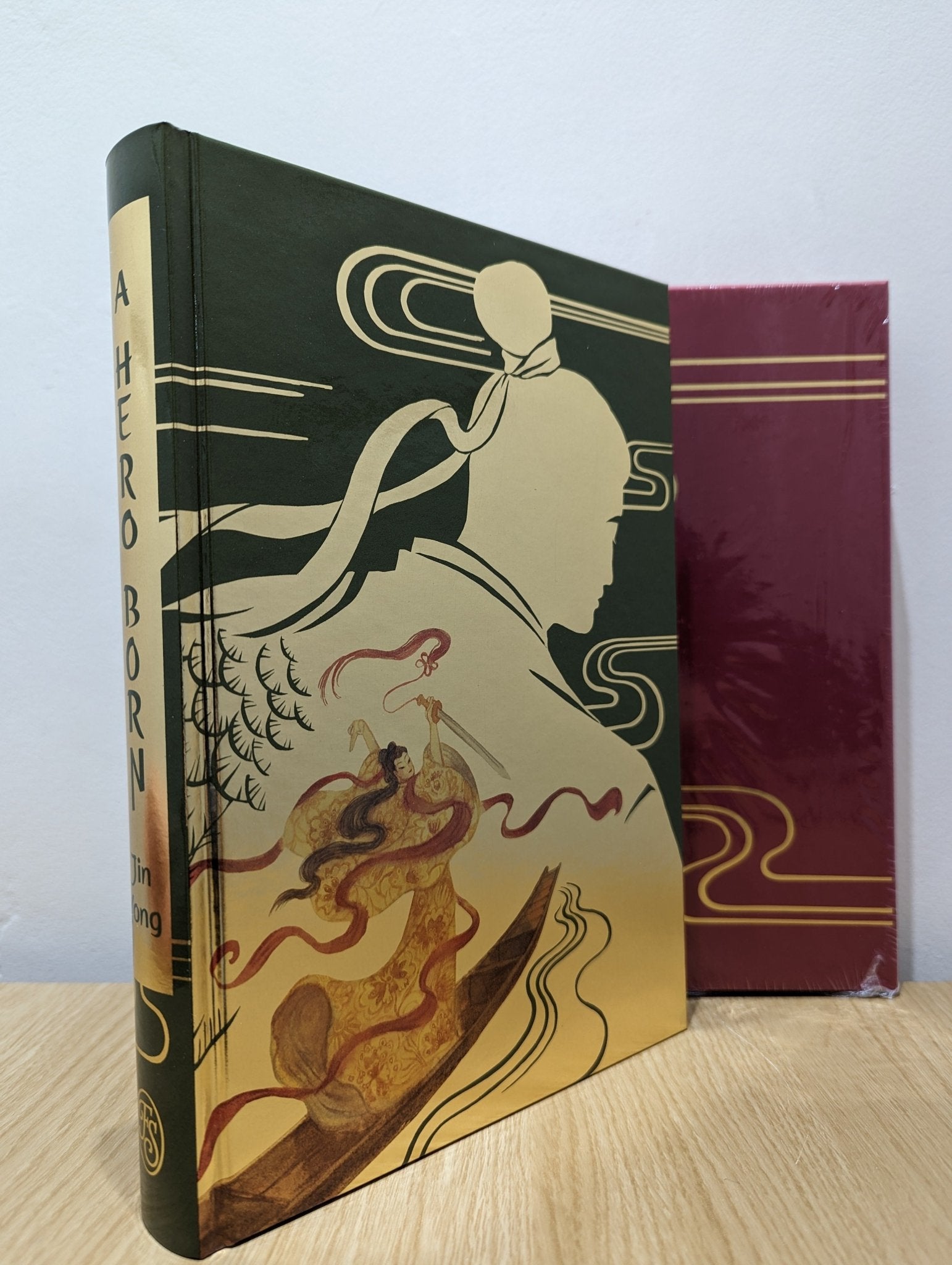 A Hero Born: Legends of the Condor Heroes by Yong Jin (Folio Slipcase Edition) - Fialta Books