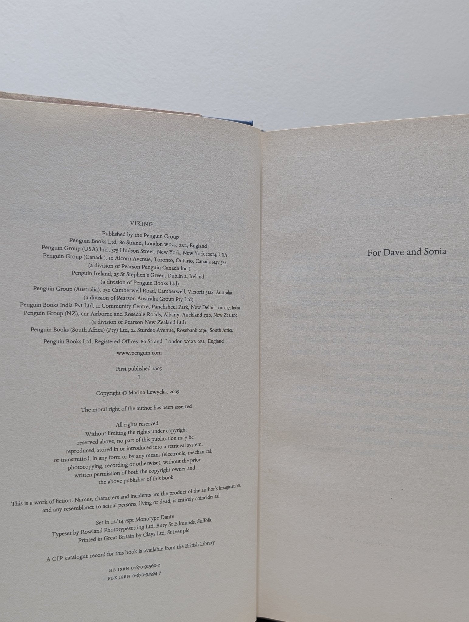 A Short History of Tractors in Ukrainian by Marina Lewycka (Signed First Edition) - Fialta Books