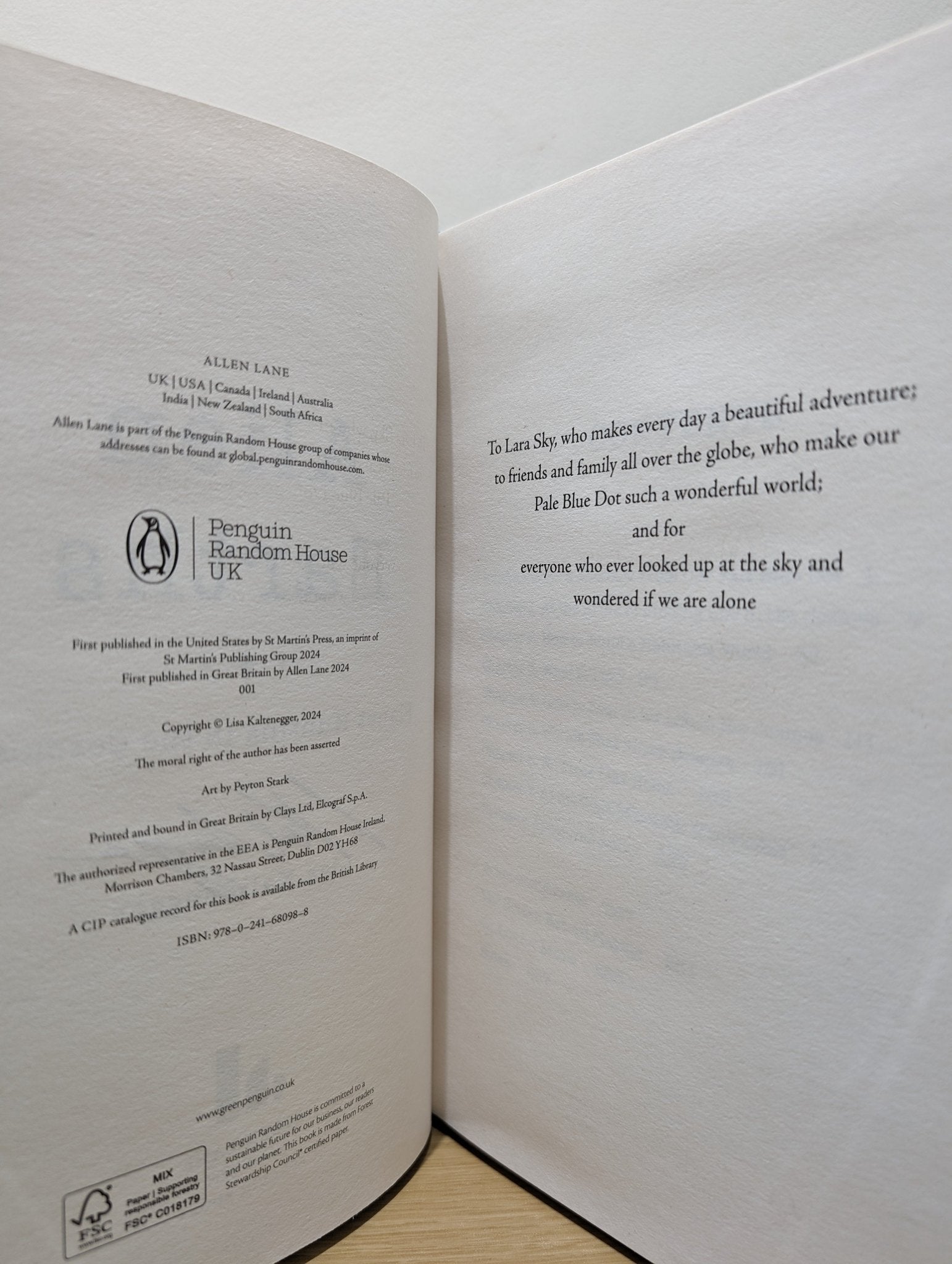 Alien Earths: Planet Hunting in the Cosmos by Lisa Kaltenegger (Signed First Edition) - Fialta Books