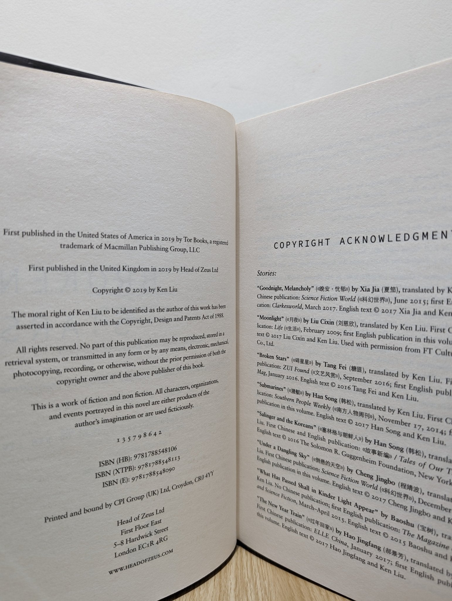 Broken Stars: Sixteen Stories from New Frontiers of Chinese Science Fiction by Ken Liu (Signed First Edition) - Fialta Books