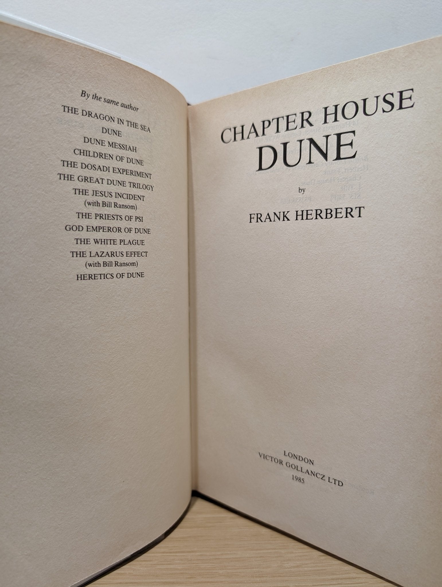 Chapter House Dune by Frank Herbert (First Edition) - Fialta Books