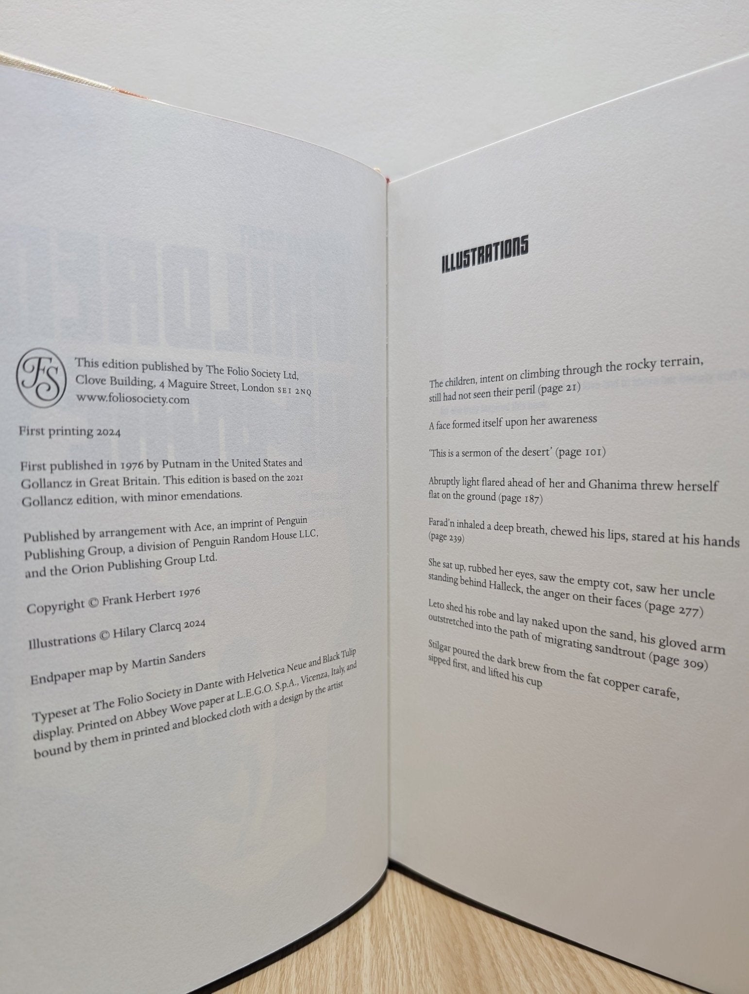 Children of Dune by Frank Herbert (Folio Slipcase Edition Signed by Illustrator) - Fialta Books