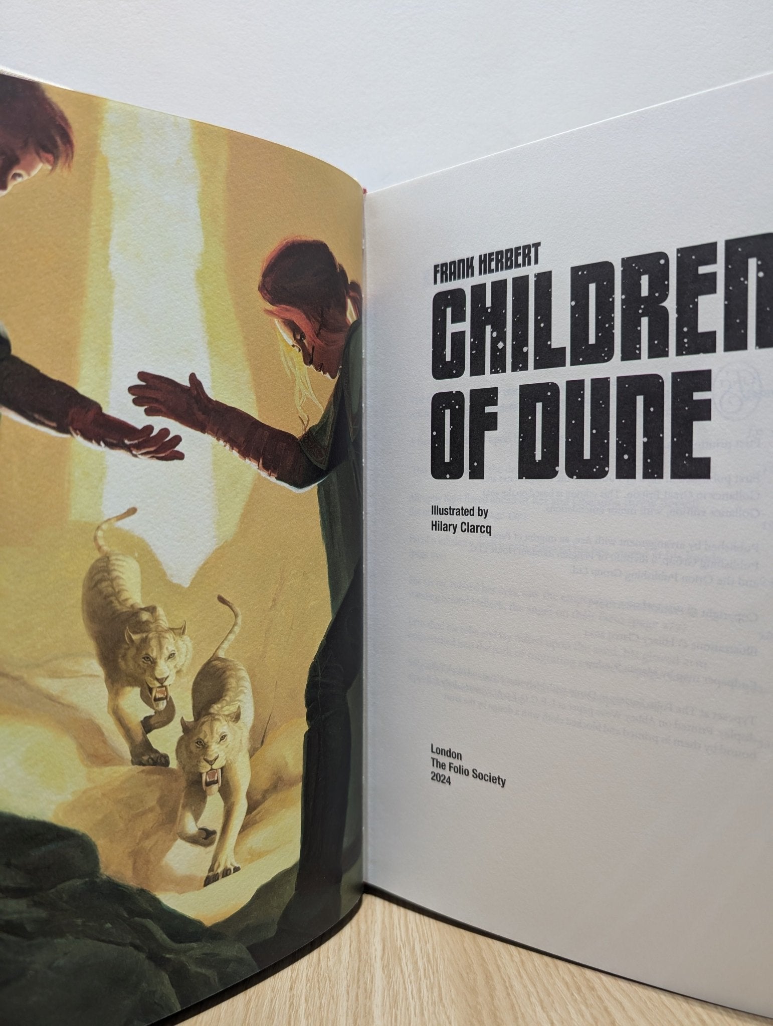 Children of Dune by Frank Herbert (Folio Slipcase Edition Signed by Illustrator) - Fialta Books