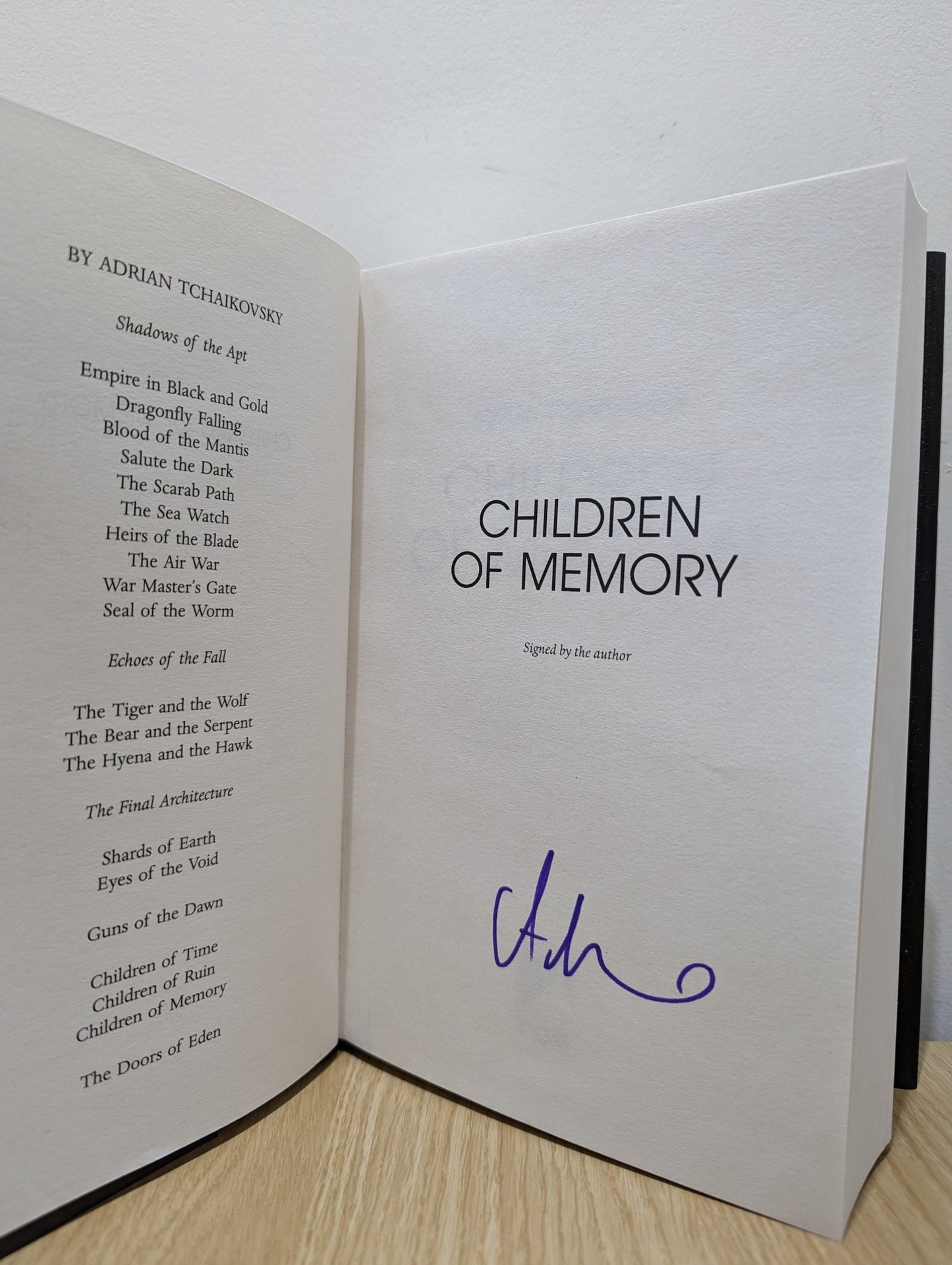Children of Memory by Adrian Tchaikovsky (Signed First Edition) - Fialta Books