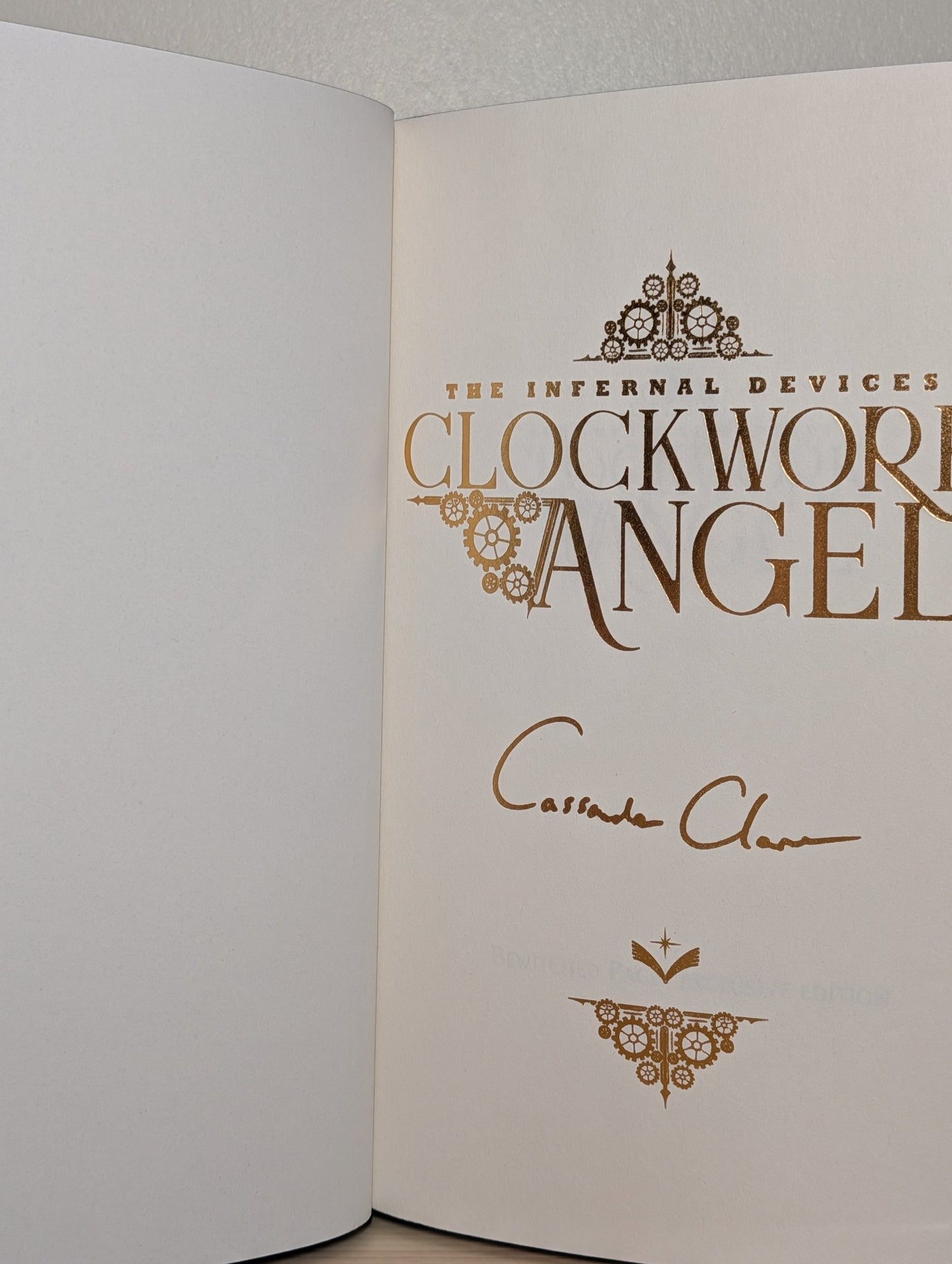 Clockwork Angel by Cassandra Clare (Deluxe Edition with sprayed edges) - Fialta Books