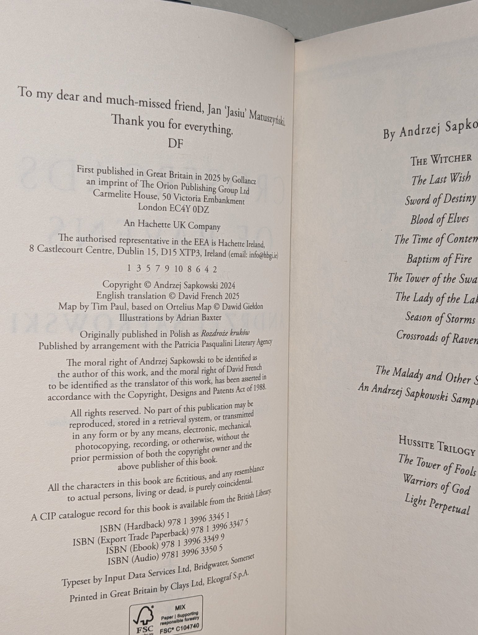 Crossroads of Ravens: Witcher by Andrzej Sapkowski (Special Edition with sprayed edges) - Fialta Books