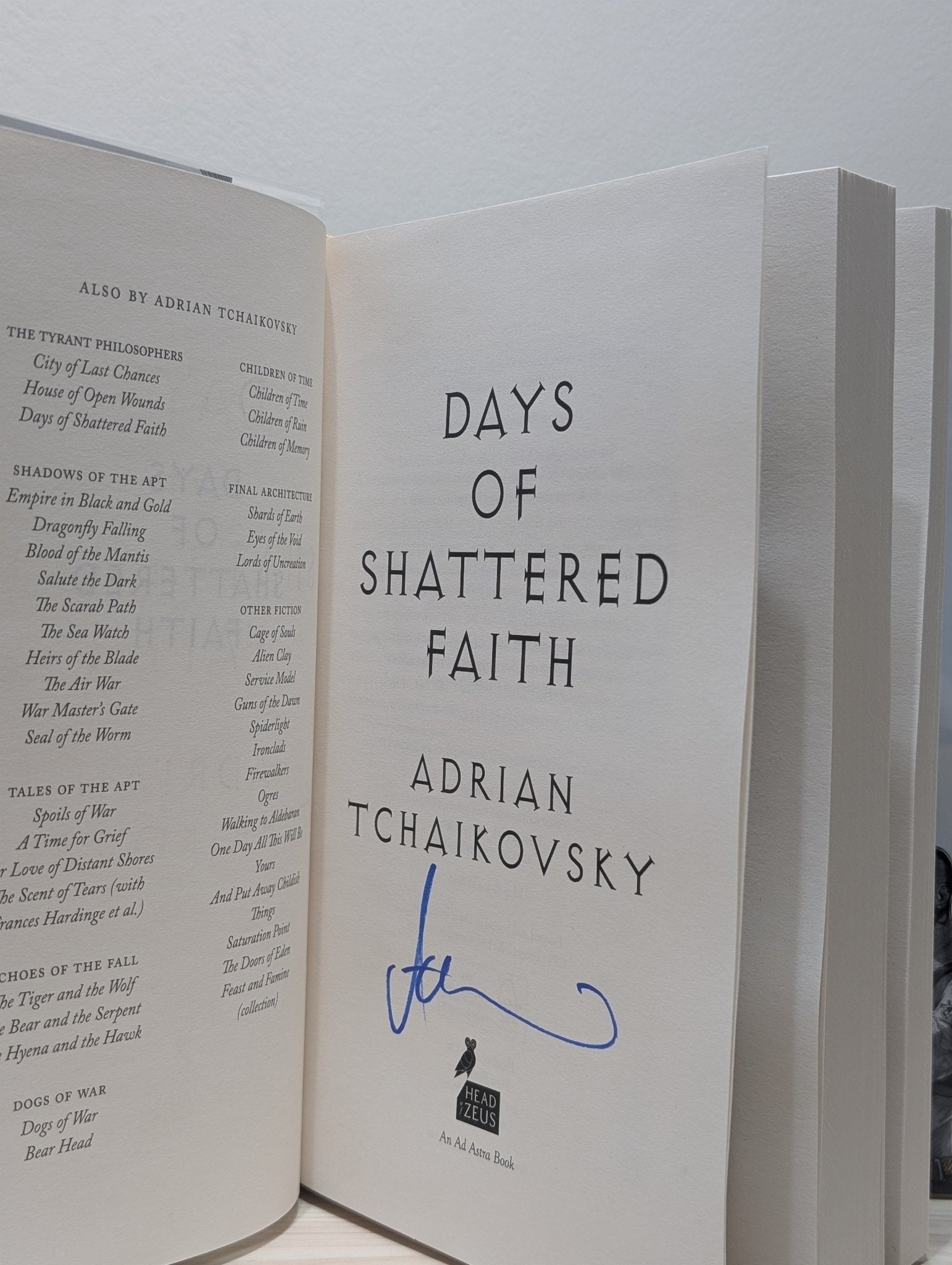Days of Shattered Faith by Adrian Tchaikovsky (Signed First Edition) - Fialta Books