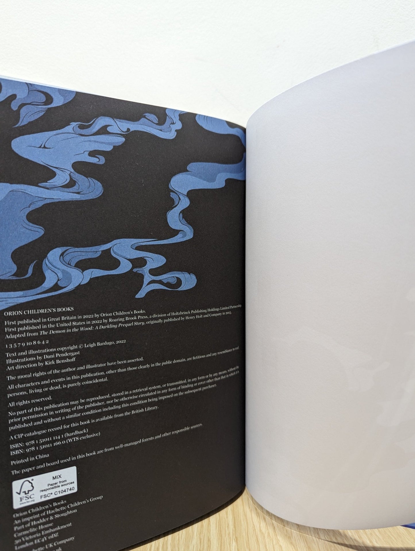 Demon in the Wood: A Shadow and Bone Graphic Novel by Leigh Bardugo (Signed First Edition) - Fialta Books