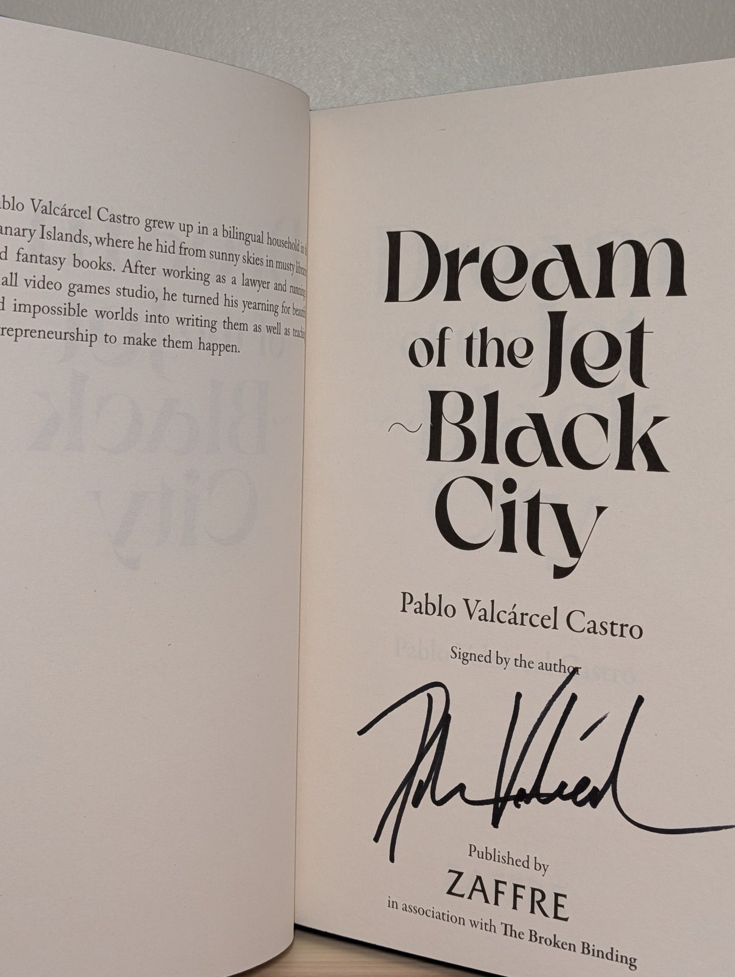 Dream of the Jet - Black City by Pablo Valcarcel Castro (Signed First Edition with sprayed edges) - Fialta Books