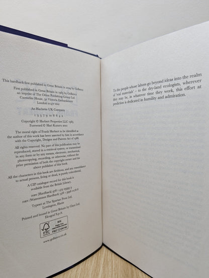 Dune by Frank Herbert (Special Edition with sprayed edges) - Fialta Books